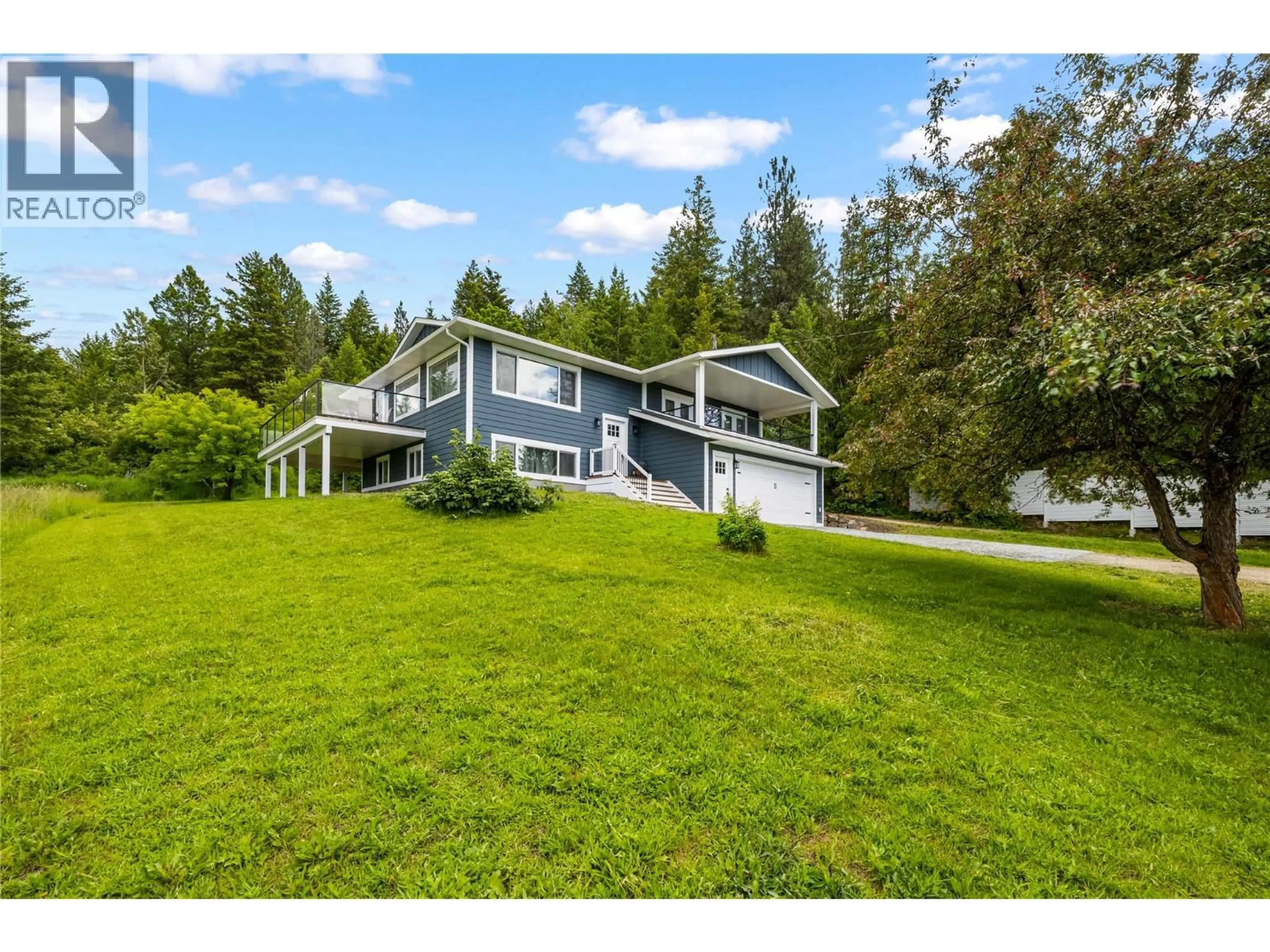 A pic from outside/outdoor area/front of a property/back of a property/a pic from drone, unknown for 3726 PHILLIPS ROAD, Lister British Columbia V0B1G2
