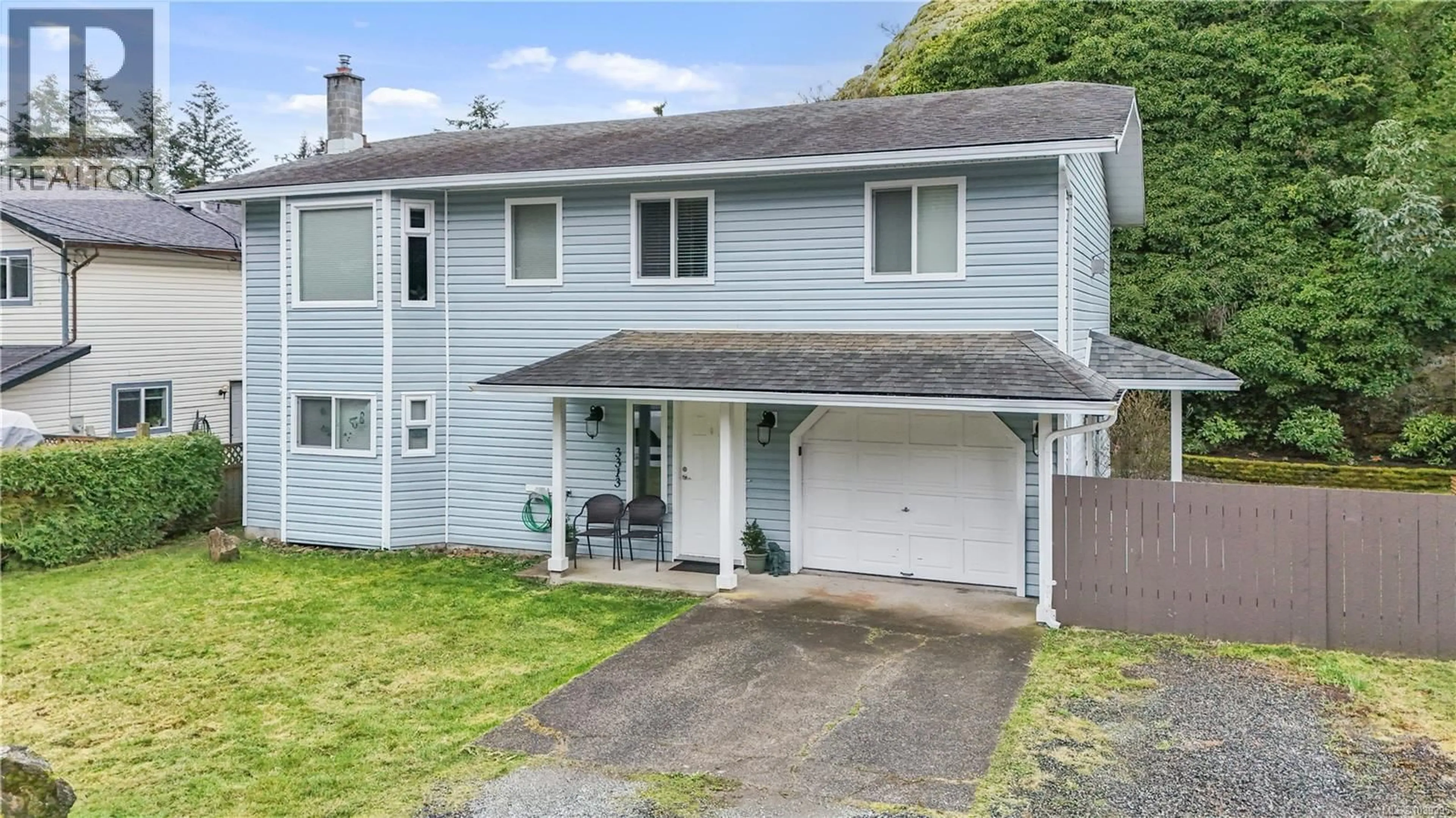 A pic from outside/outdoor area/front of a property/back of a property/a pic from drone, street for 3313 BARRINGTON ROAD, Nanaimo British Columbia V9T5R5