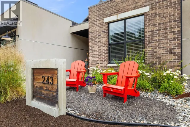 243 GRANGE DRIVE, Vernon 4