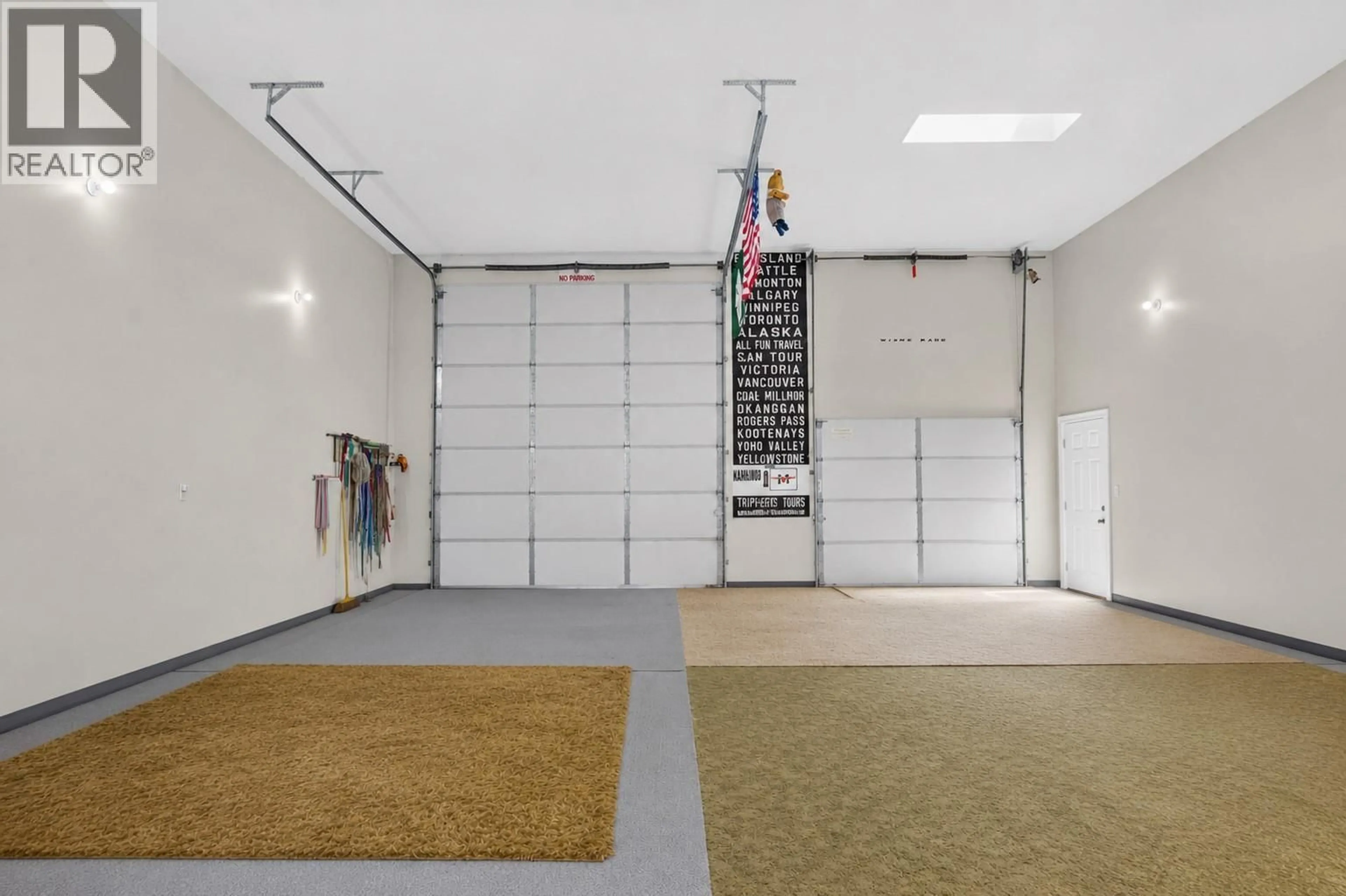 Indoor garage for 3006 ORCHARD DRIVE, Keremeos British Columbia V0X1N1