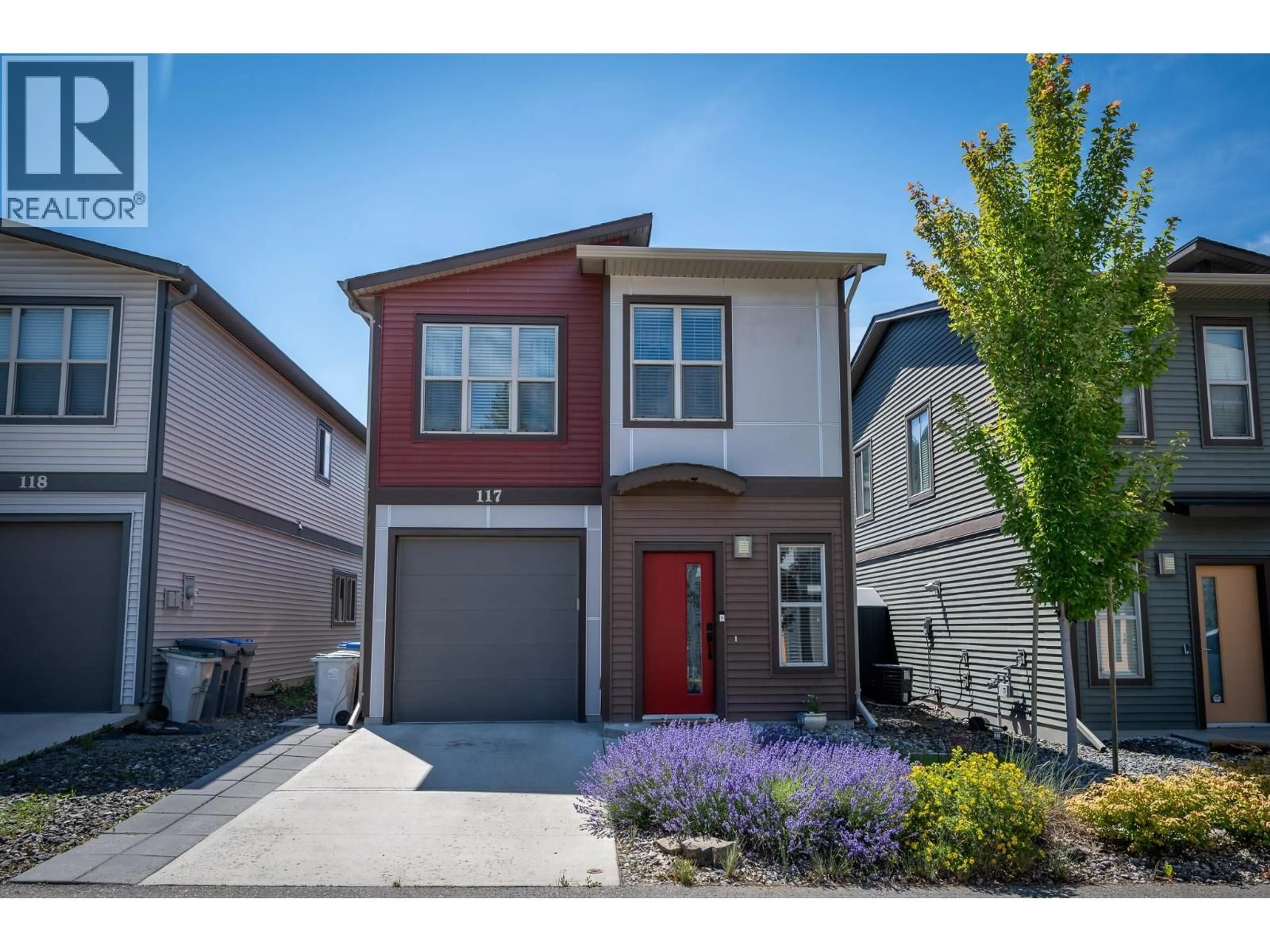 Home with vinyl exterior material, street for 117 - 1850 HUGH ALLAN DRIVE, Kamloops British Columbia V2B0C8