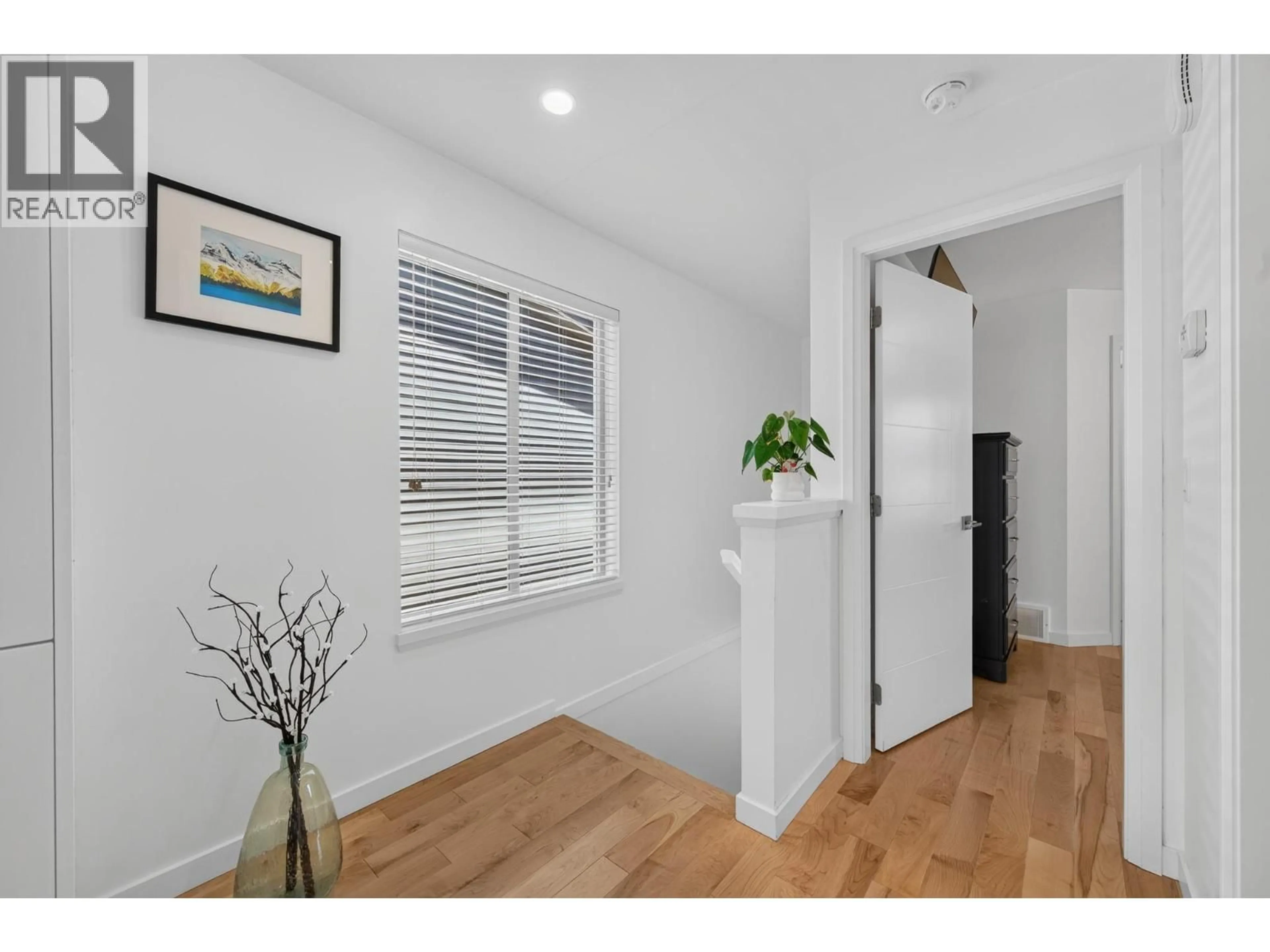 Indoor entryway for 117 - 1850 HUGH ALLAN DRIVE, Kamloops British Columbia V2B0C8