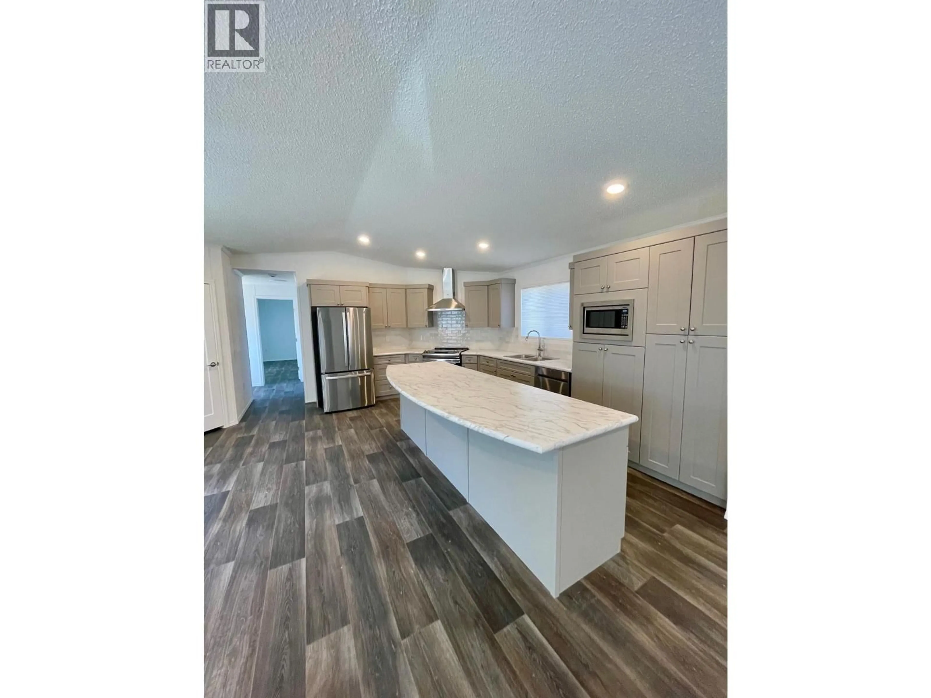 Open concept kitchen, unknown for 37 - 9773 STEPHENSON ROAD, Fernie British Columbia V0B1M0