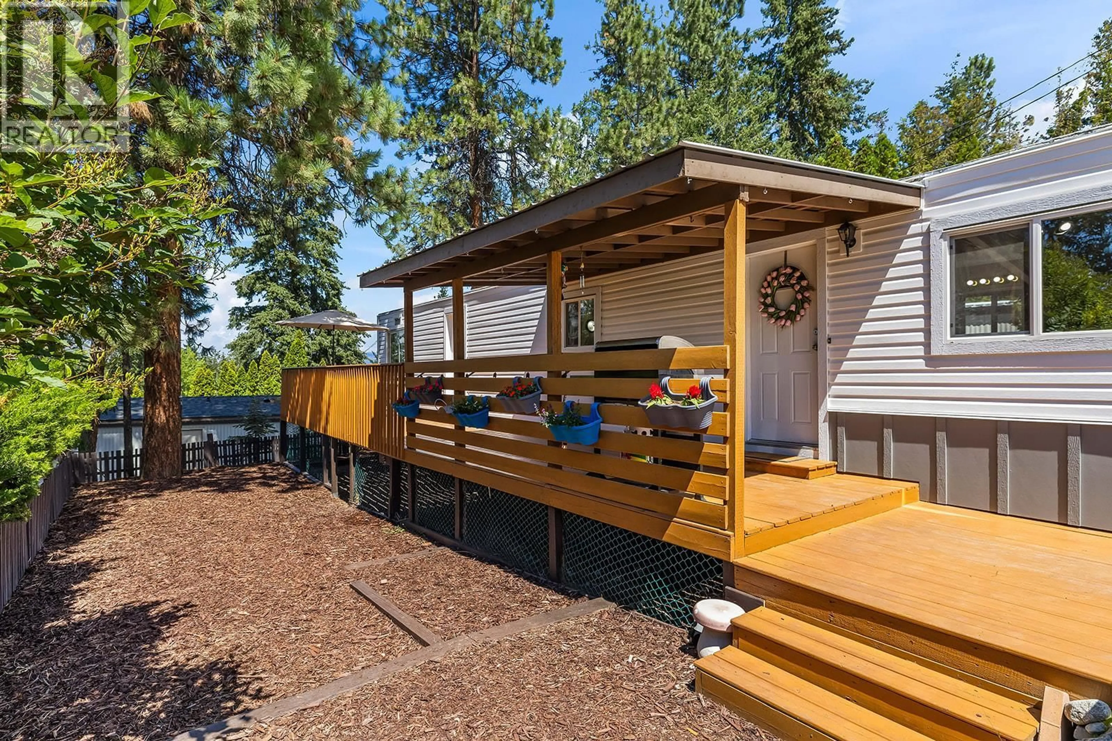 Patio, water/lake/river/ocean view for 89 - 4075 MCCLAIN ROAD SOUTH, Kelowna British Columbia V1W4R4