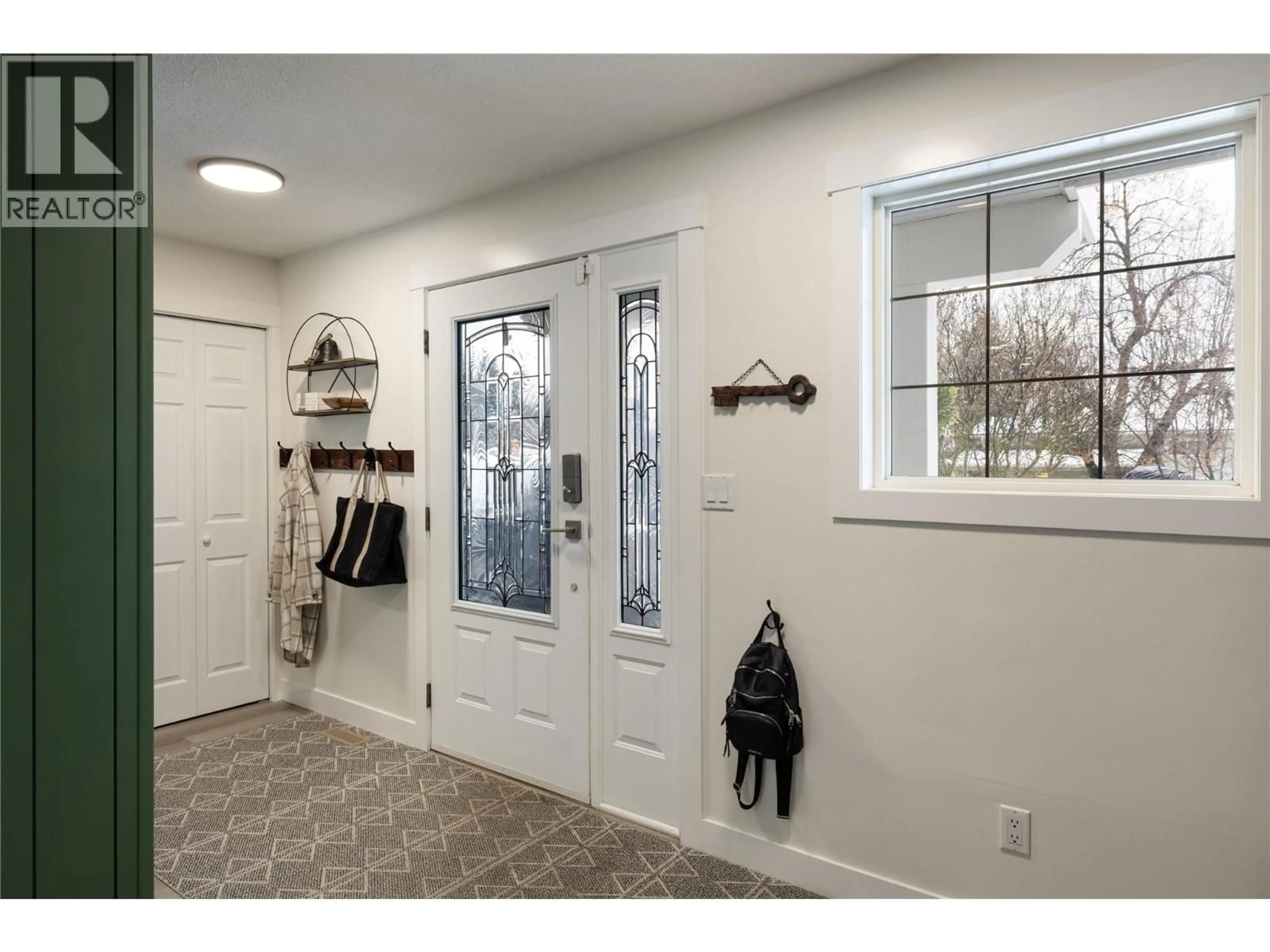 Indoor entryway for 5301 SPALDING ROAD, Vernon British Columbia V1B3K5