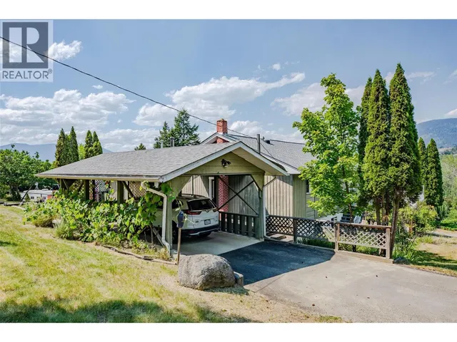 2471 38TH STREET, Creston 4