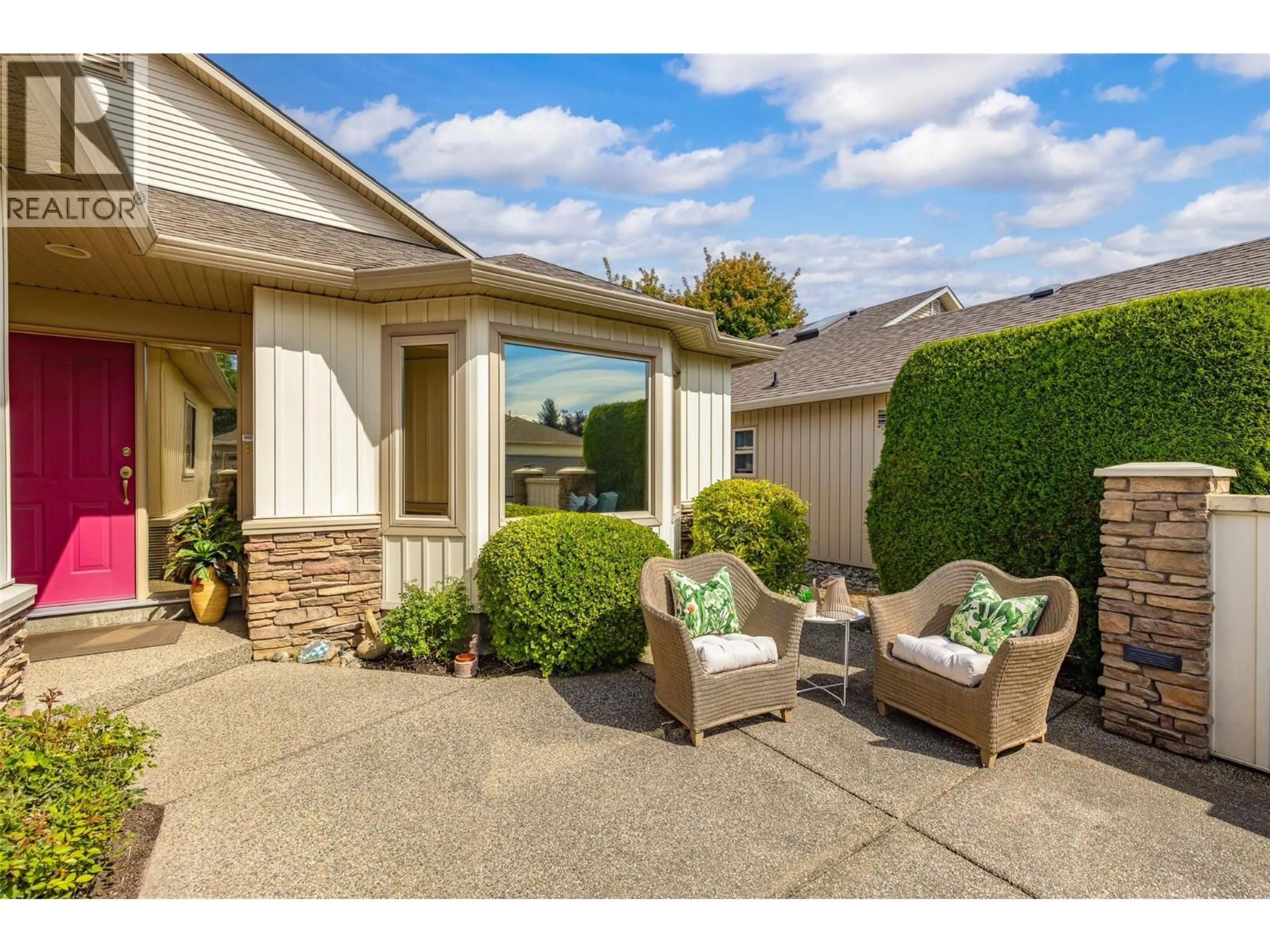 Patio, street for 123 - 2365 STILLINGFLEET ROAD, Kelowna British Columbia V1W4X5