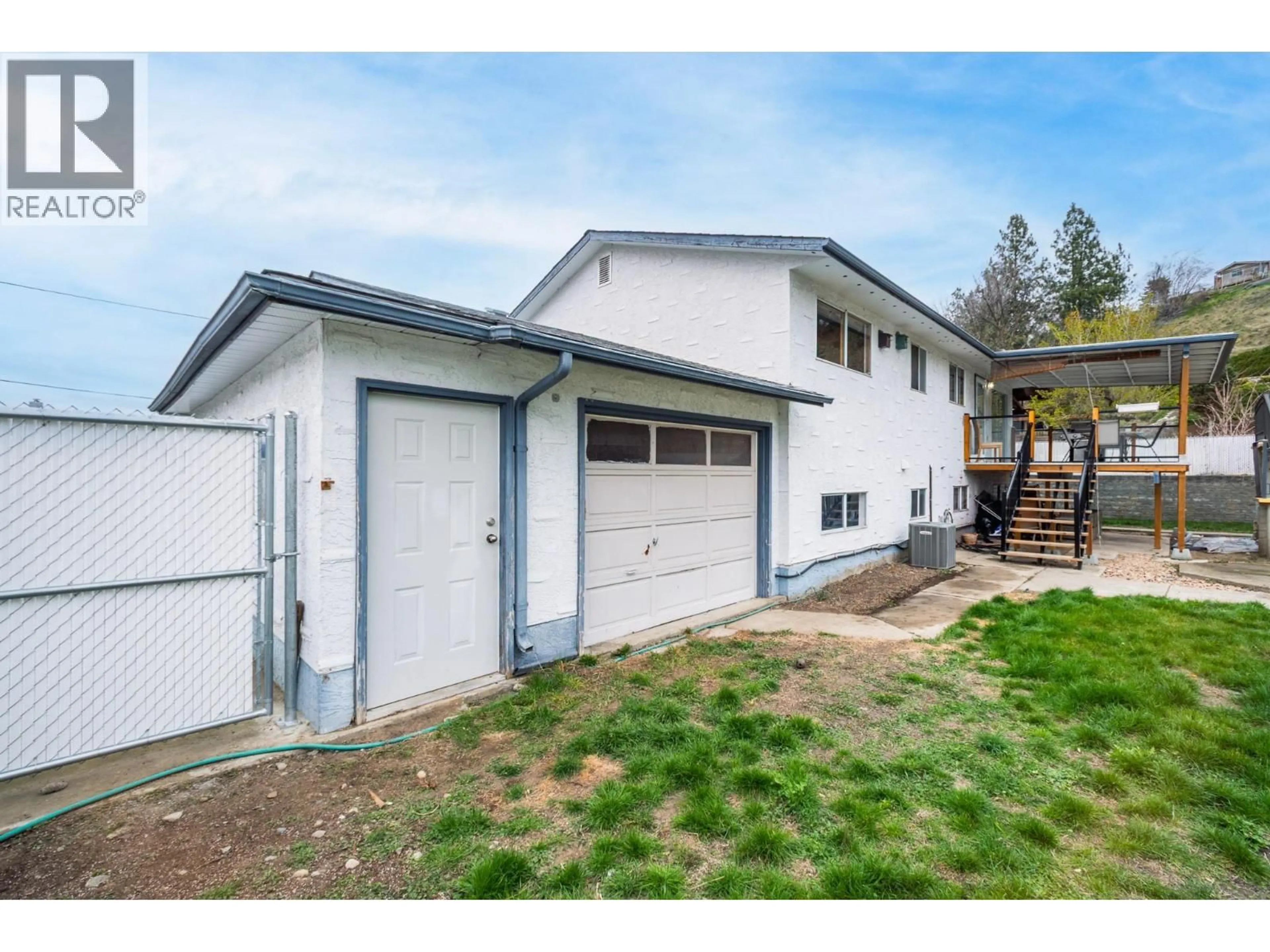Unknown for 885 CAMELIA ROAD, Kelowna British Columbia V1X3M9