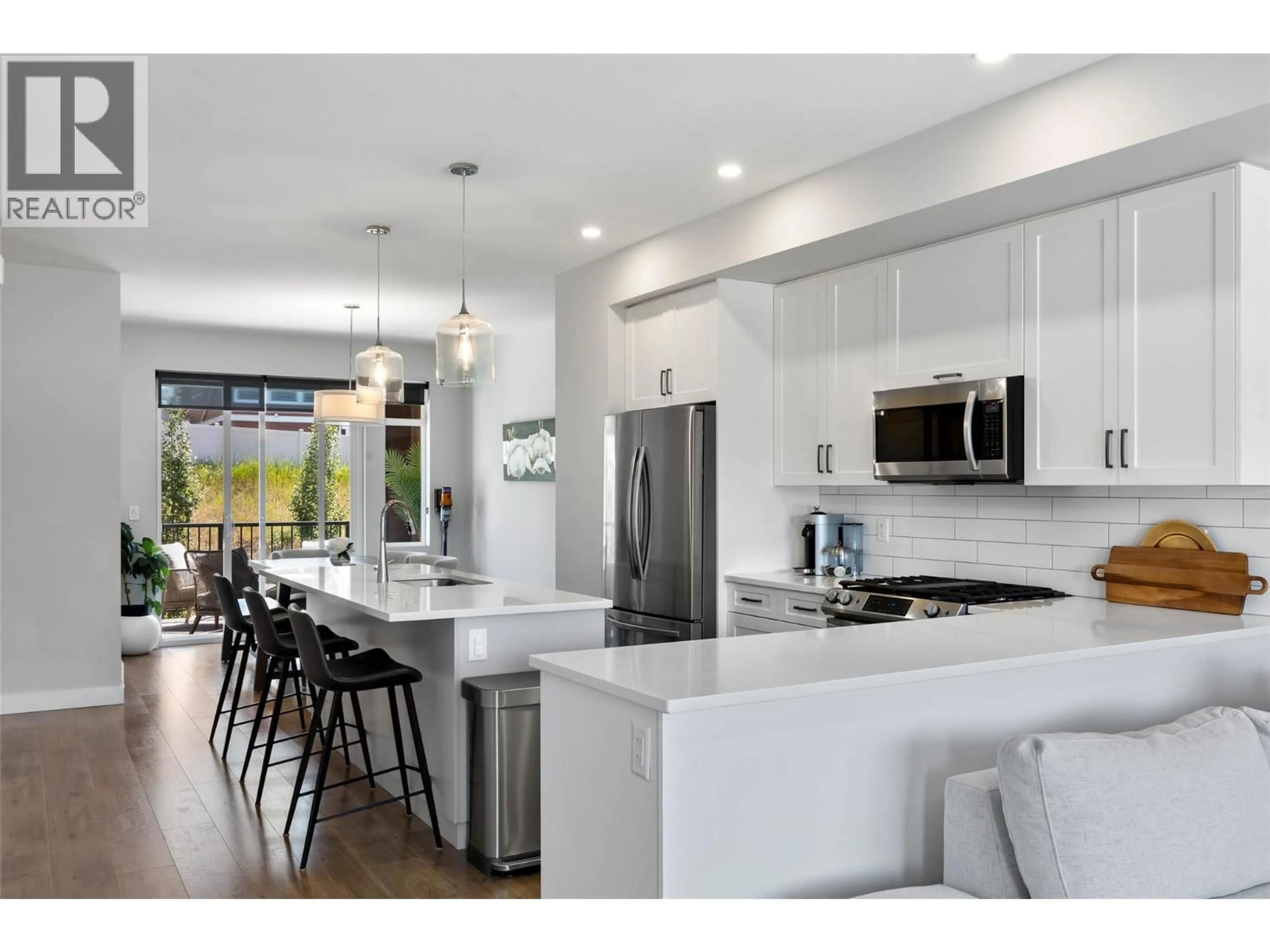 Open concept kitchen, unknown for 113 - 1901 QU'APPELLE BOULEVARD, Kamloops British Columbia V2E0C9