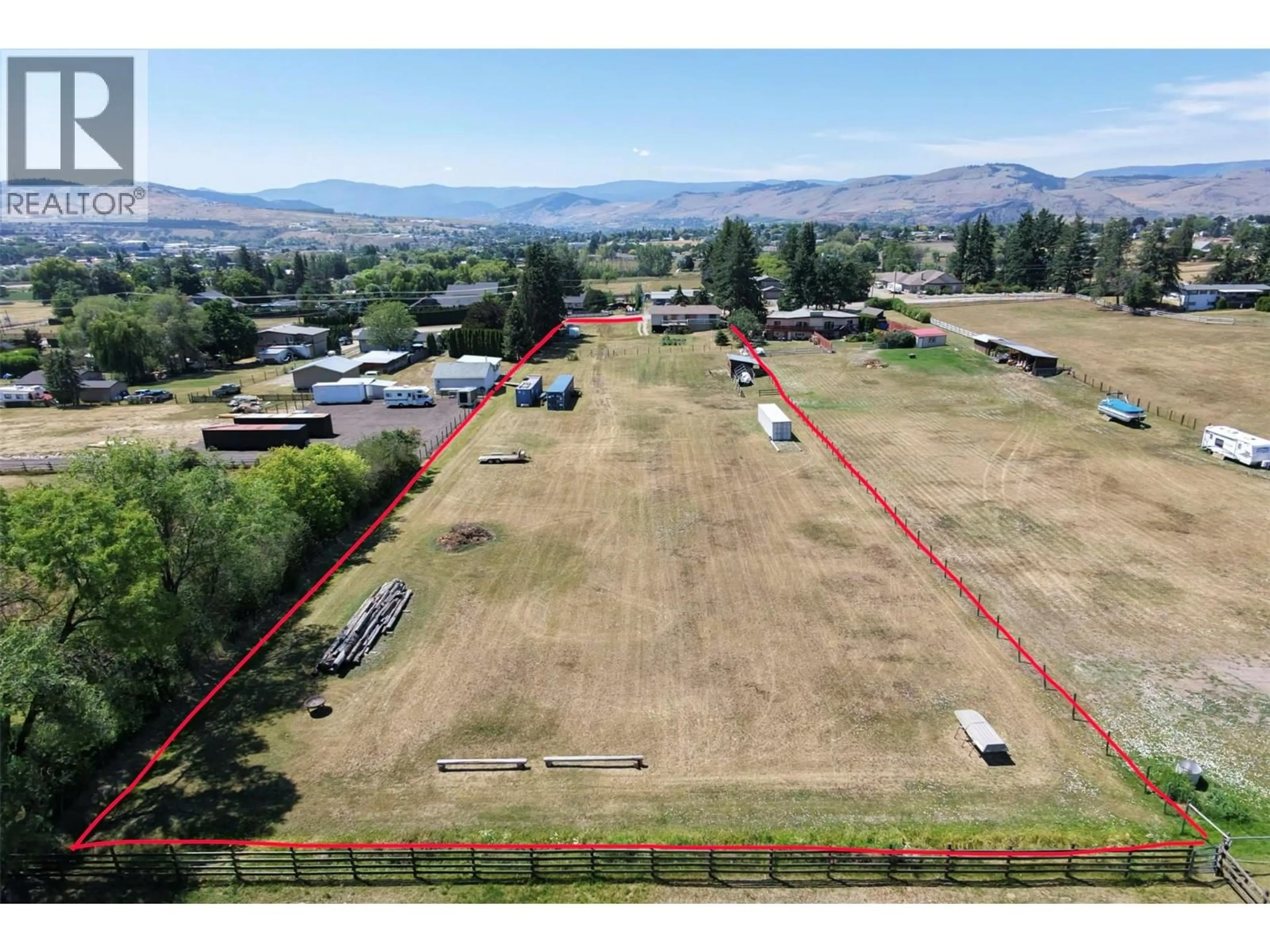 A pic from outside/outdoor area/front of a property/back of a property/a pic from drone, mountain view for 2271 FRANCIS STREET, Vernon British Columbia V1B3B4