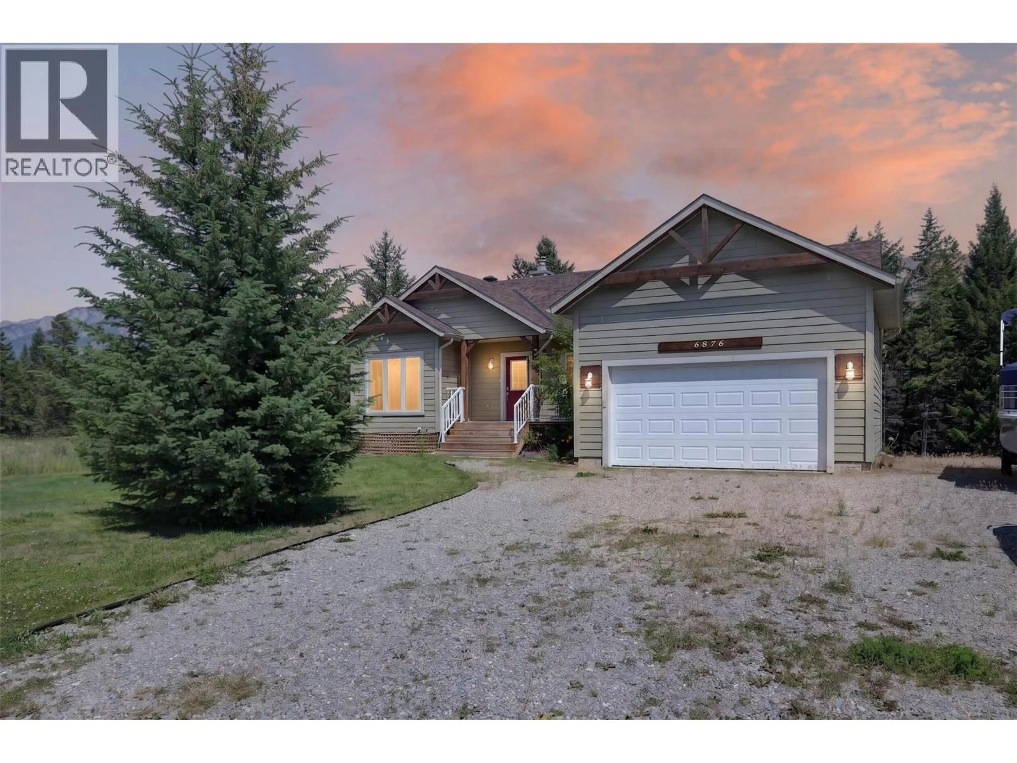 A pic from outside/outdoor area/front of a property/back of a property/a pic from drone, street for 6876 COLUMBIA RIDGE DRIVE, Fairmont Hot Springs British Columbia V0B1L2