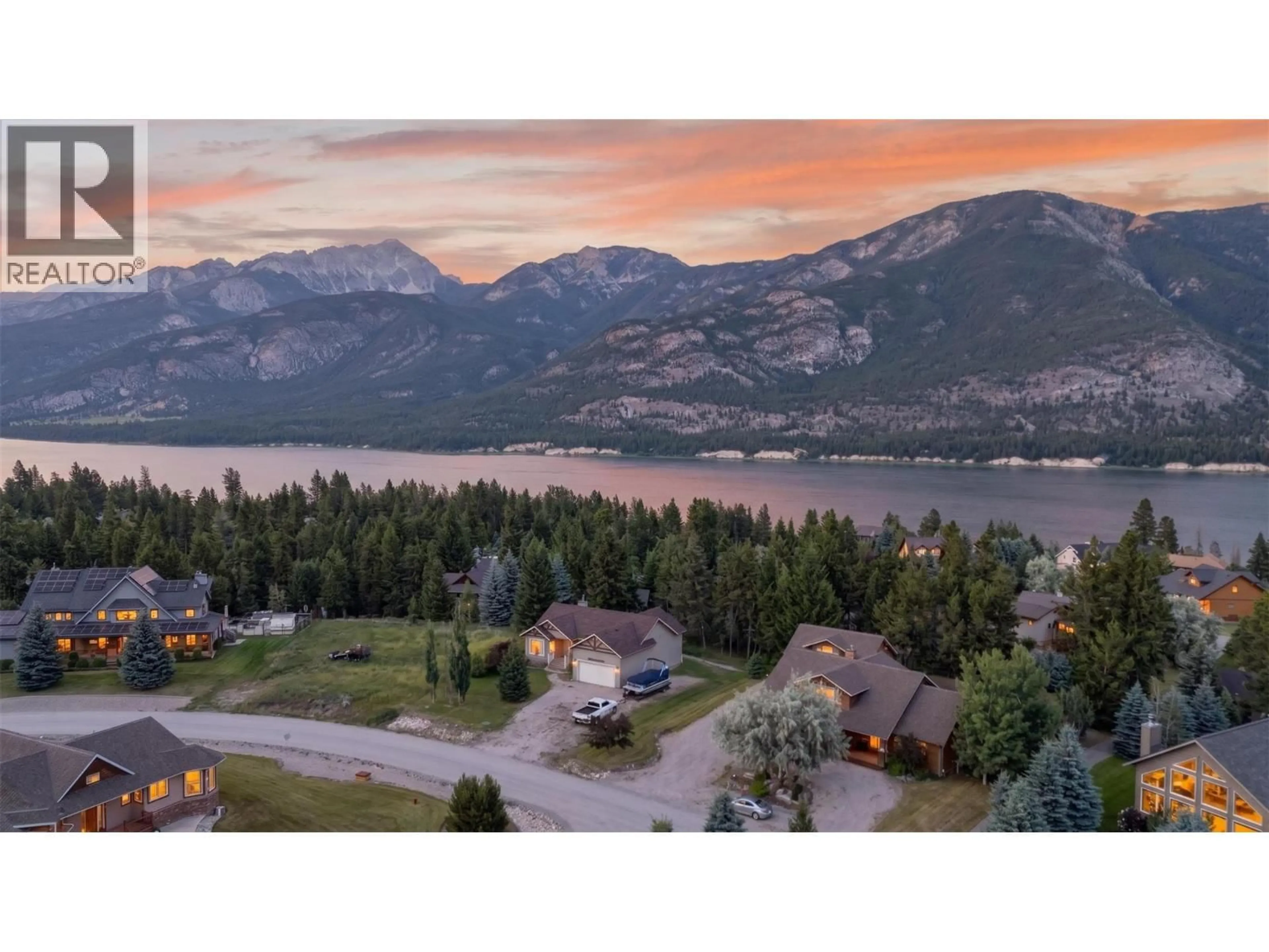 A pic from outside/outdoor area/front of a property/back of a property/a pic from drone, mountain view for 6876 COLUMBIA RIDGE DRIVE, Fairmont Hot Springs British Columbia V0B1L2