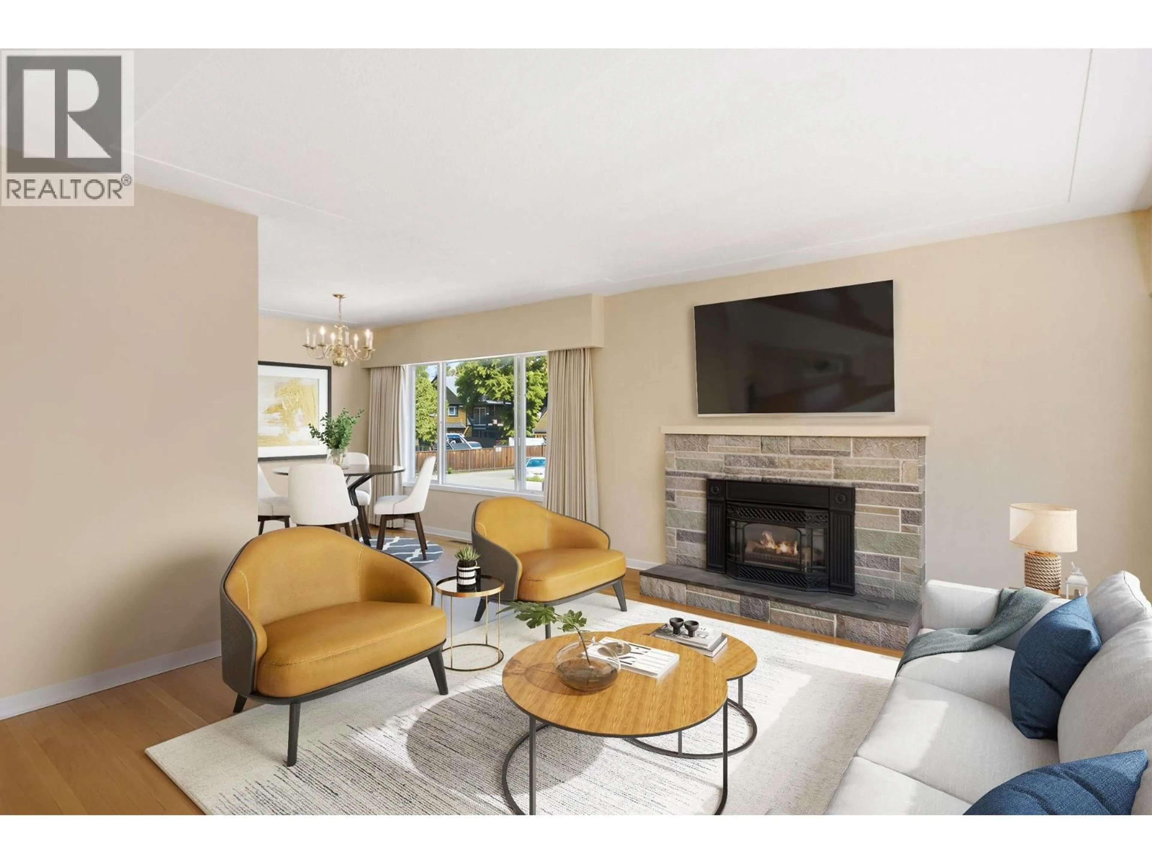 Living room with furniture, unknown for 2362 ABBOTT STREET, Kelowna British Columbia V1Y1E6