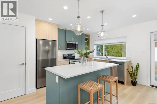 2 - 4703 CUMBERLAND ROAD, Cumberland 3