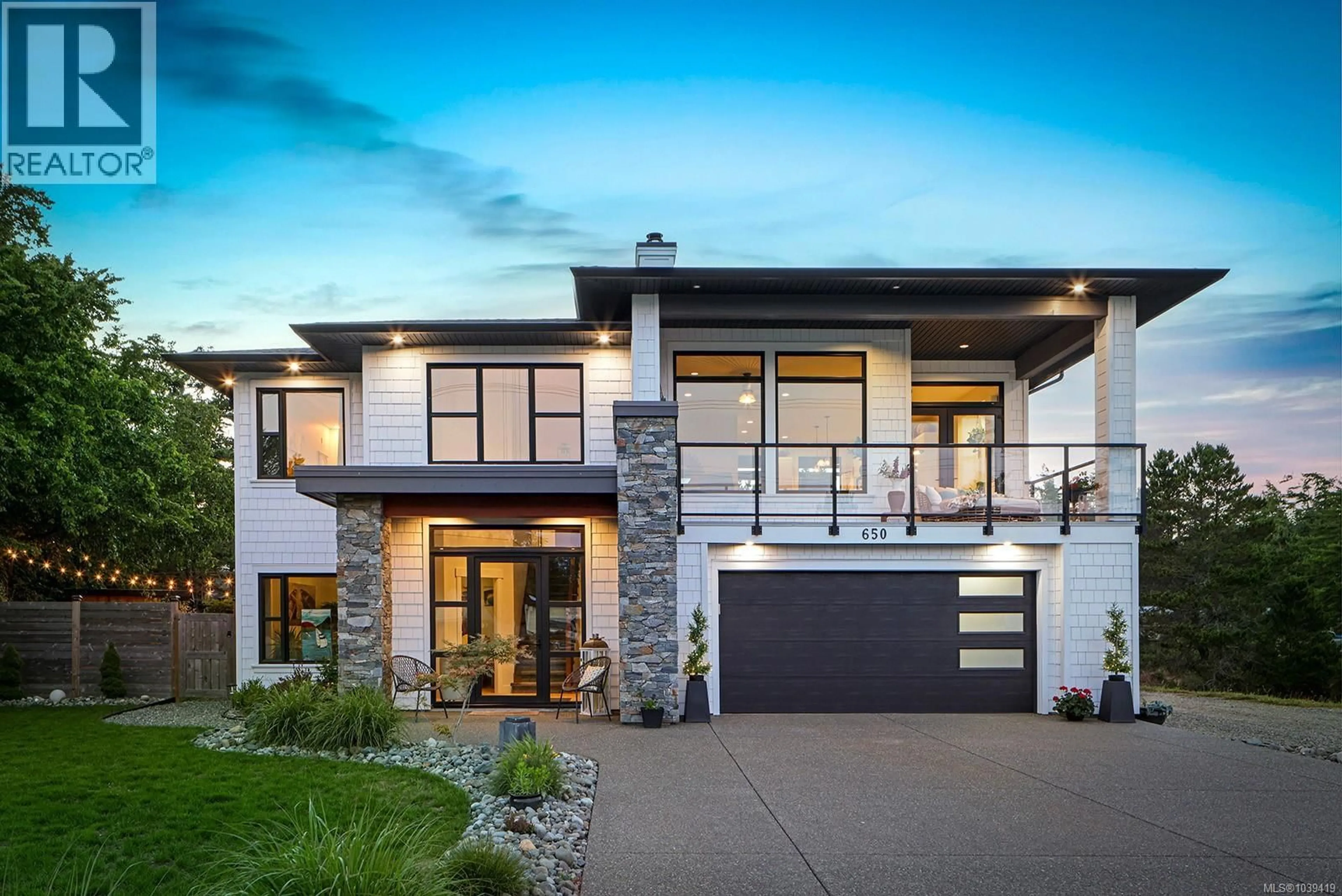 Home with brick exterior material, street for 650 LAZO ROAD, Comox British Columbia V9M3V4