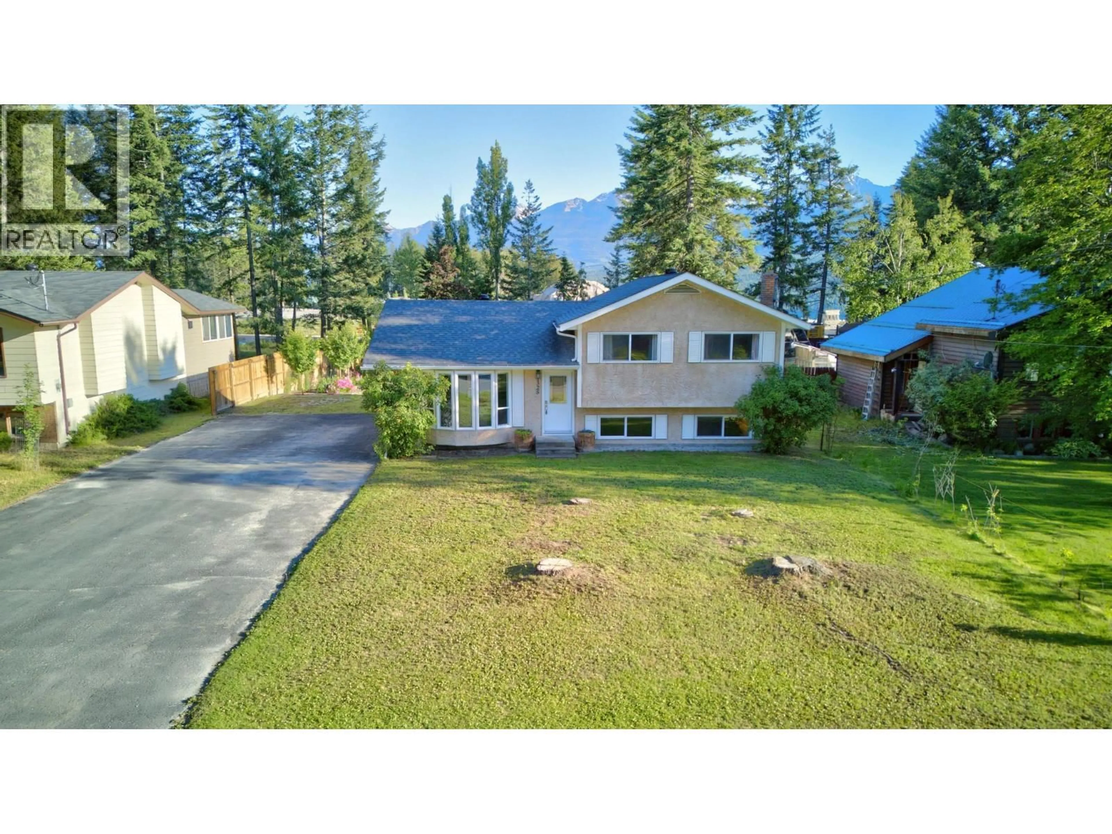 A pic from outside/outdoor area/front of a property/back of a property/a pic from drone, mountain view for 1325 PINE DRIVE, Golden British Columbia V0A1H1