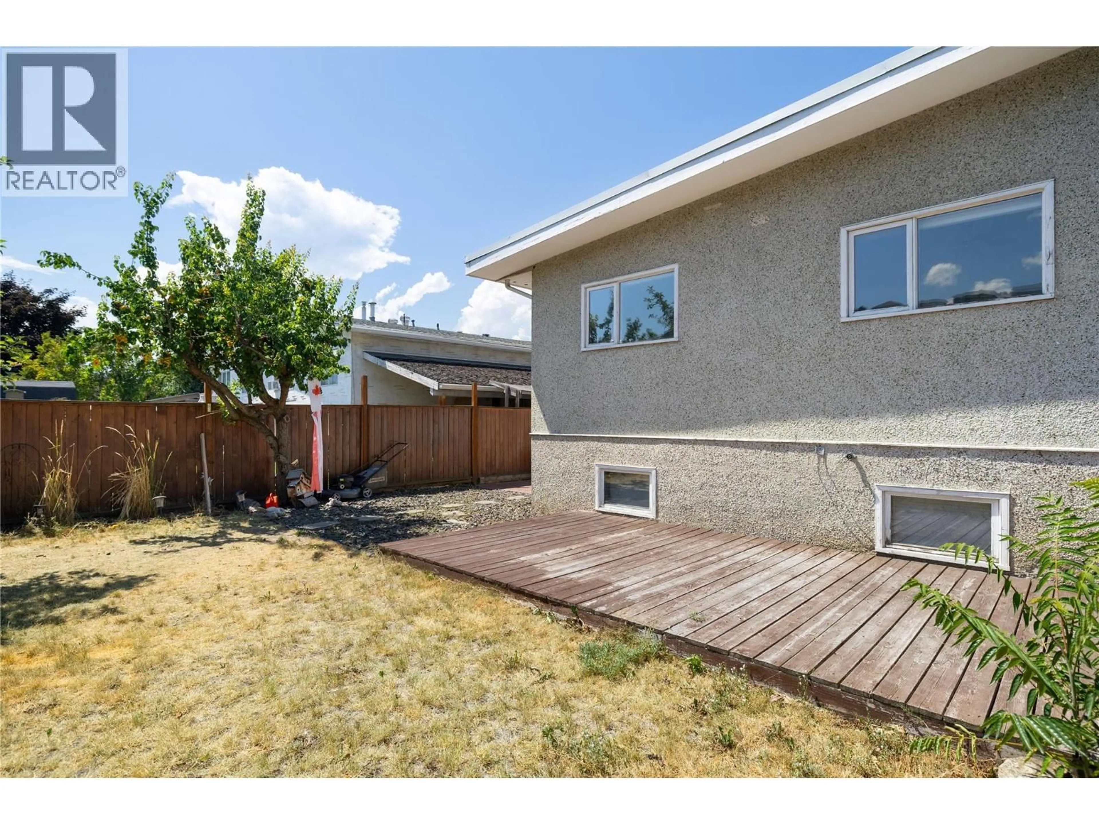 Patio, street for 1709 43 STREET, Vernon British Columbia V1T6K7