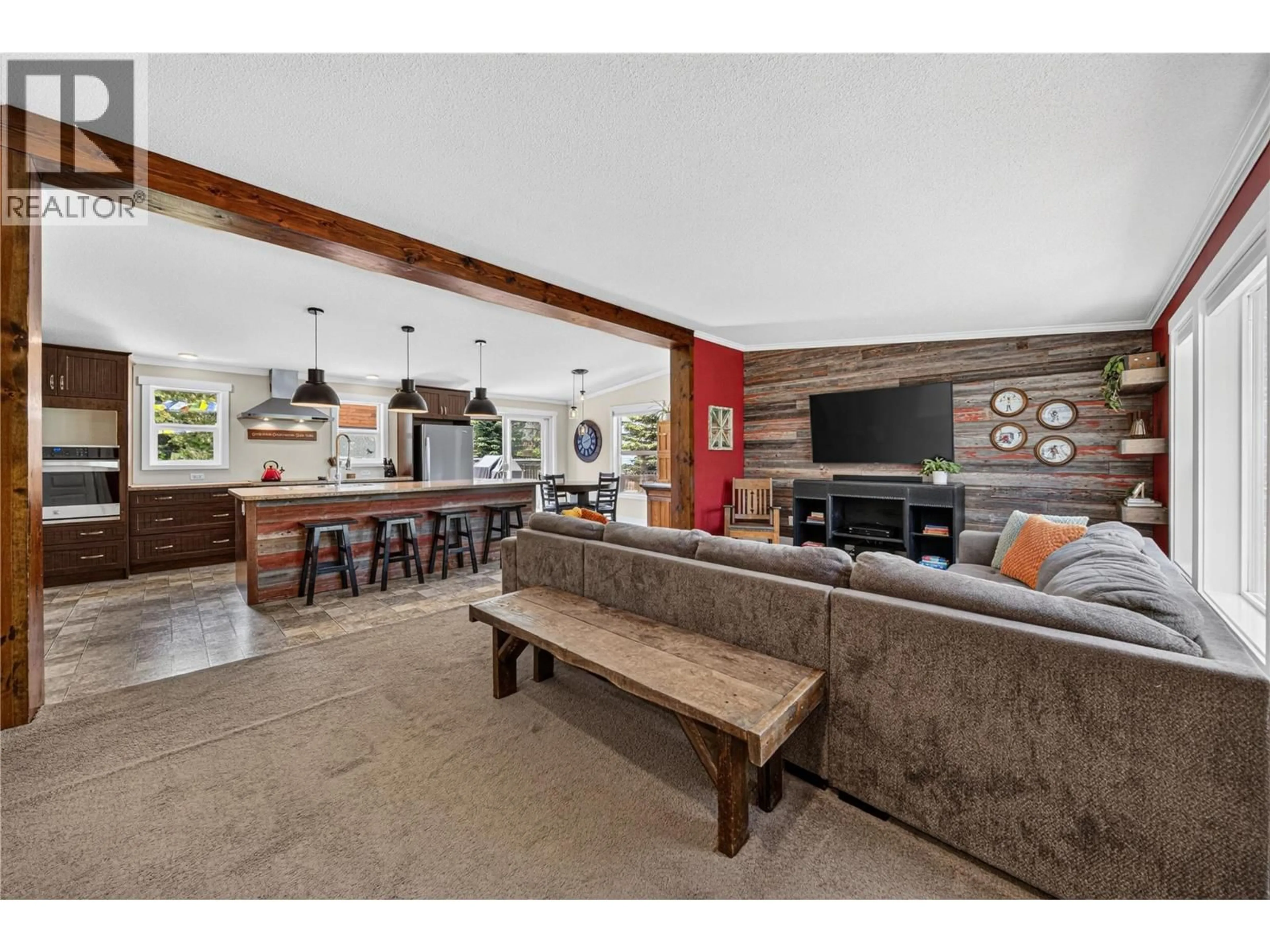 Open concept kitchen, unknown for 34 DAWSON CRESCENT, Elkford British Columbia V0B1H0
