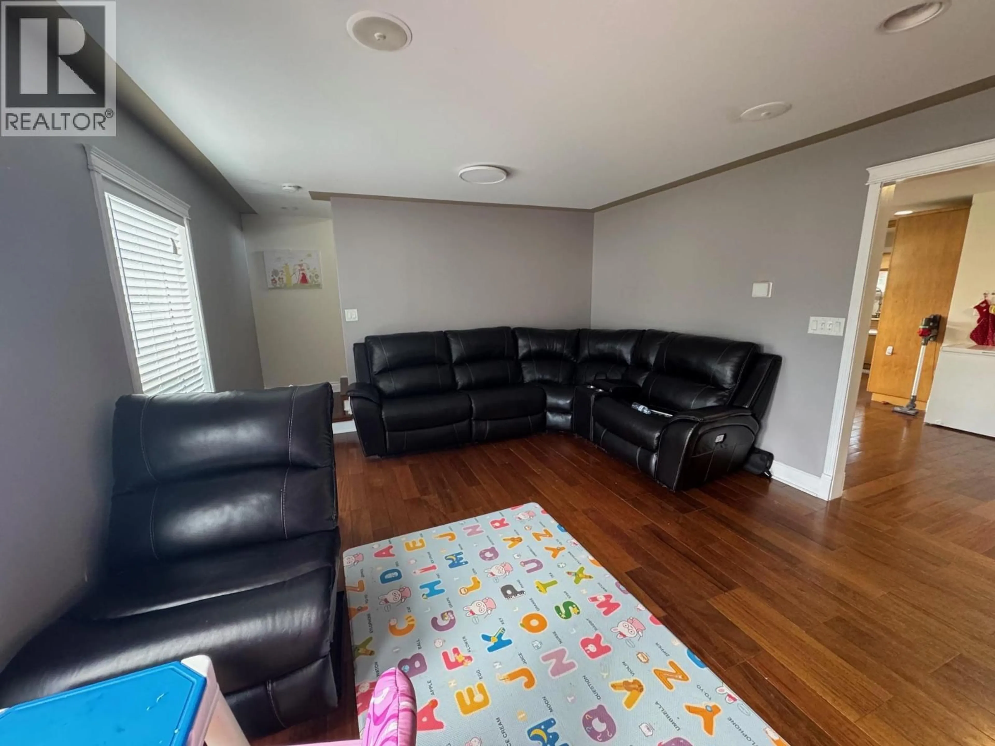 Living room with furniture, unknown for 1675 CANFORD AVENUE, Merritt British Columbia V1K1B8