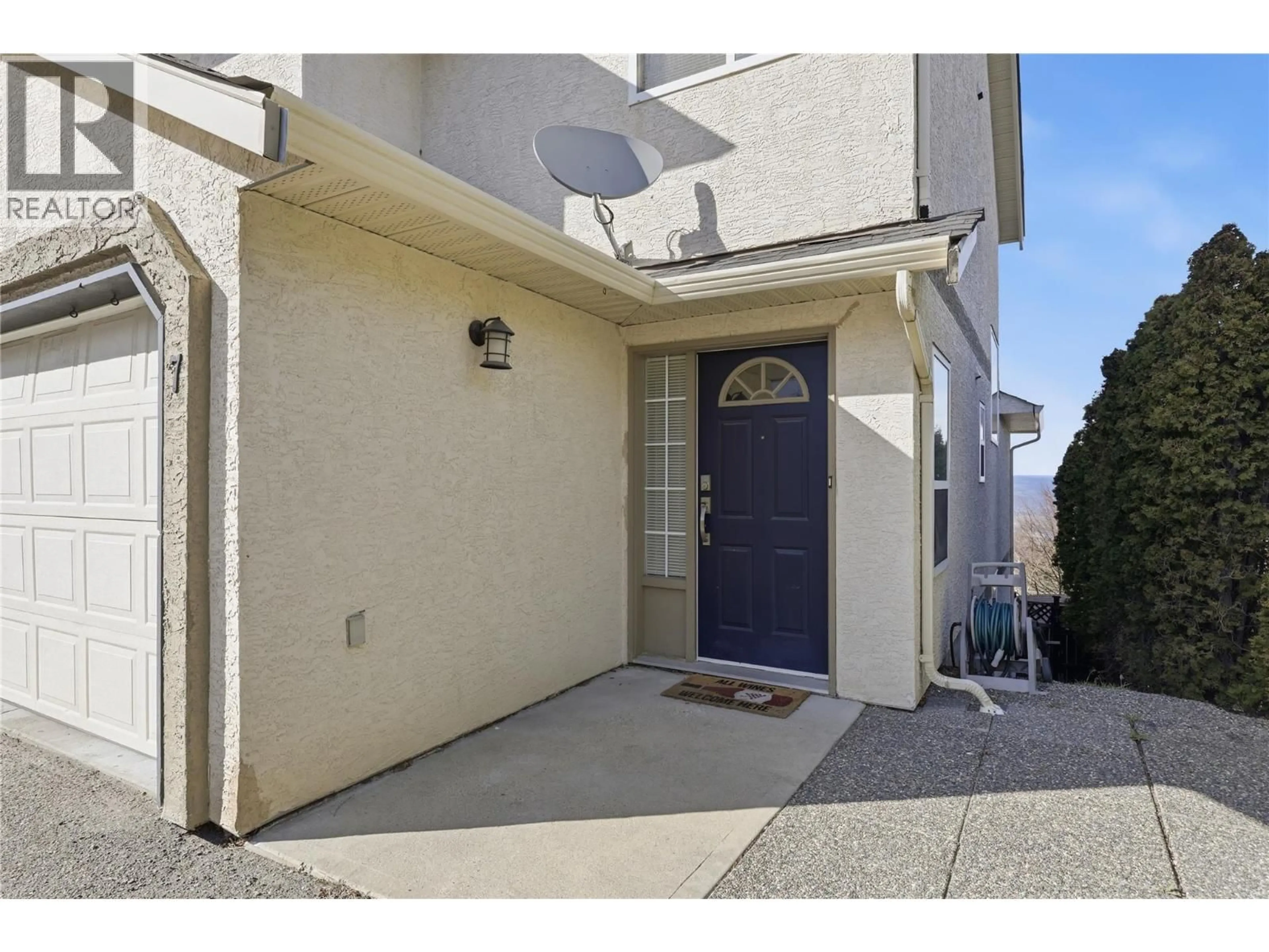 Unknown for 7 - 750 DUNROBIN DRIVE, Kamloops British Columbia V1S1X3