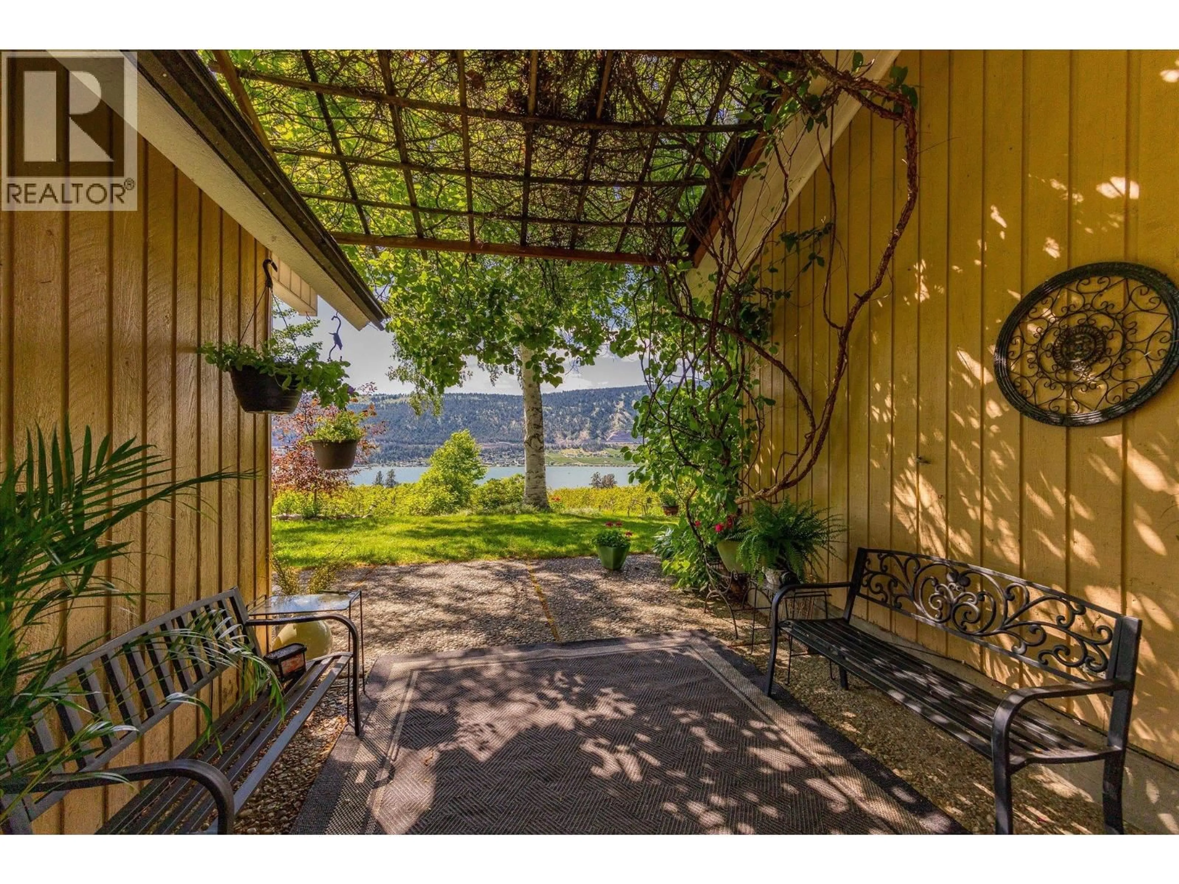 Patio, water/lake/river/ocean view for 14924 MIDDLE BENCH ROAD, Lake Country British Columbia V4V2C4