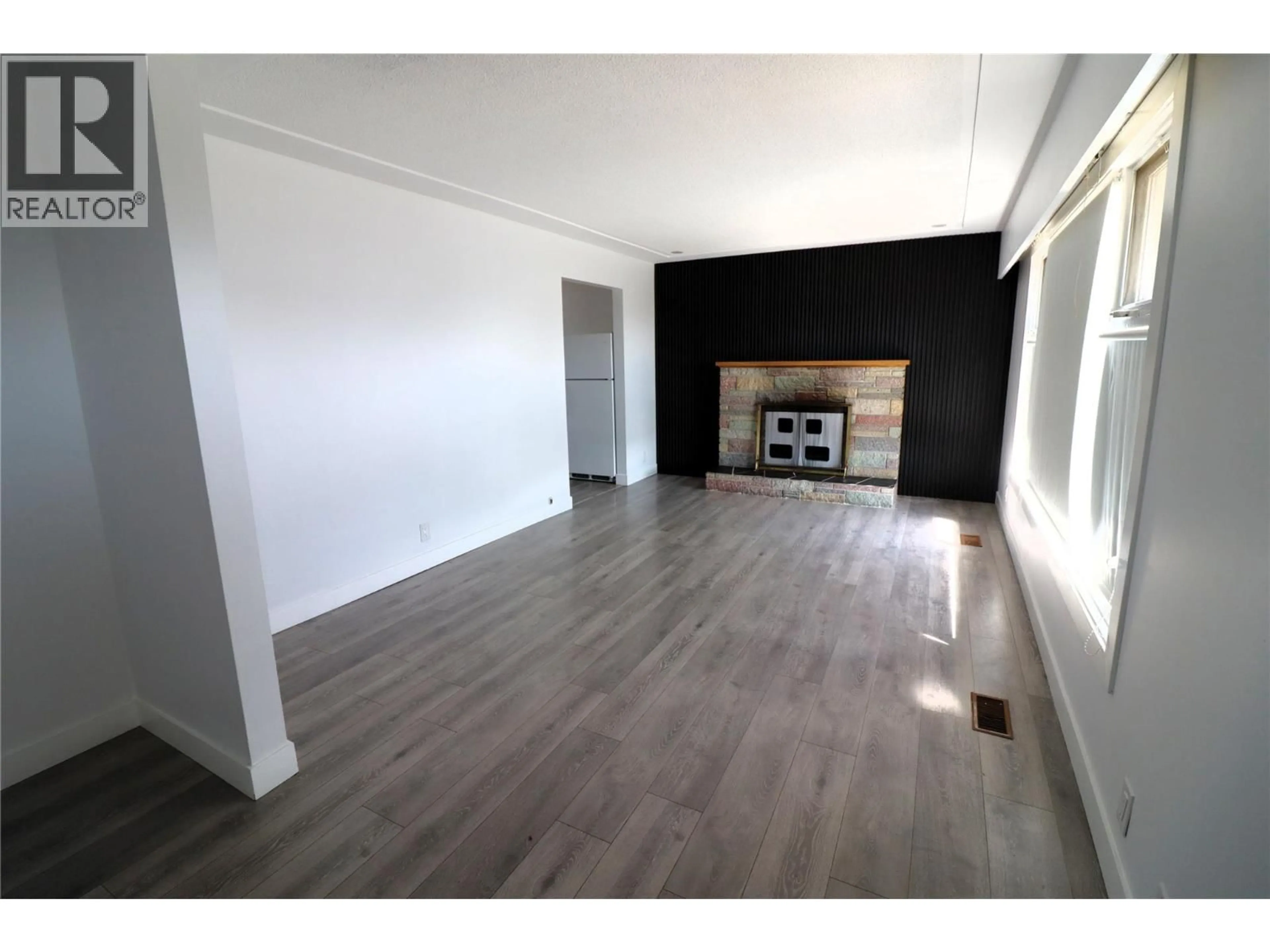 A pic of a room for 765 BARRIE DRIVE, Kamloops British Columbia V2B3X8