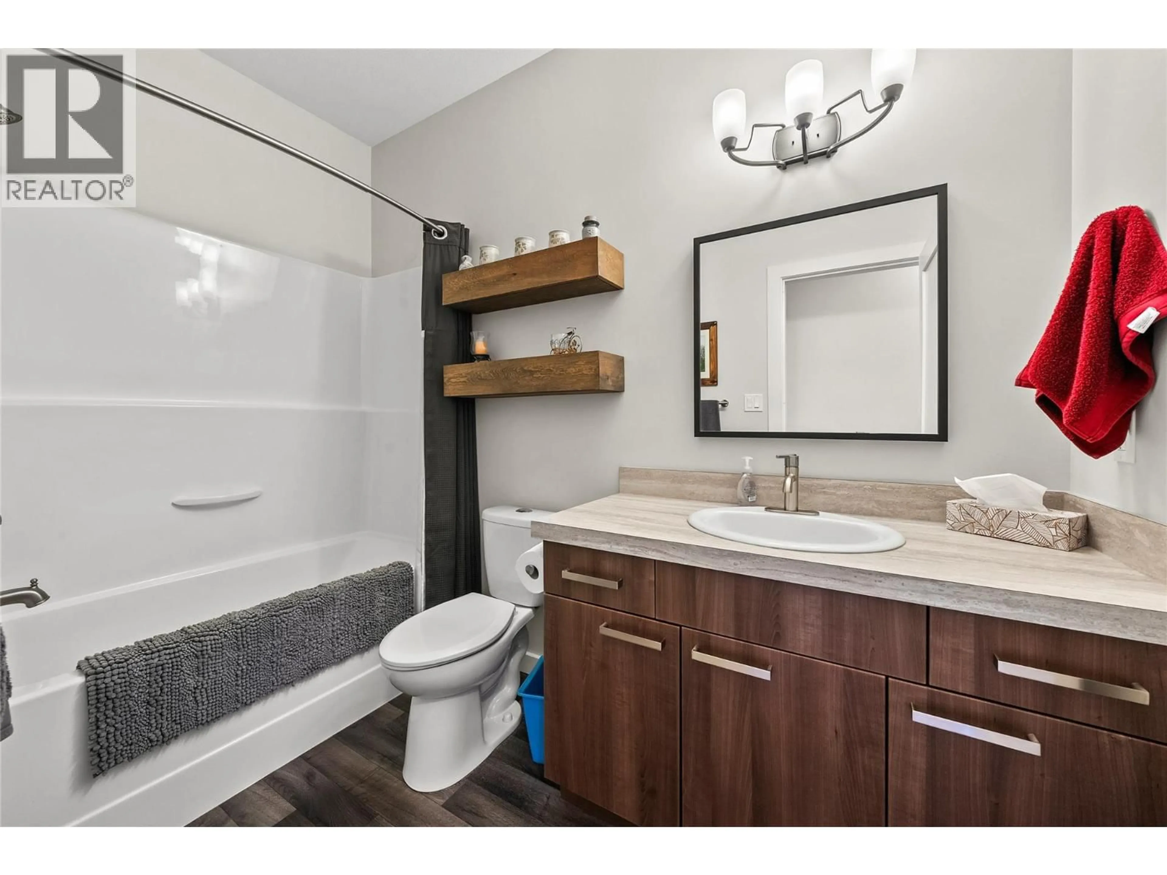 Standard bathroom, unknown for 117 - 455 VLA ROAD, Chase British Columbia V0E1M1