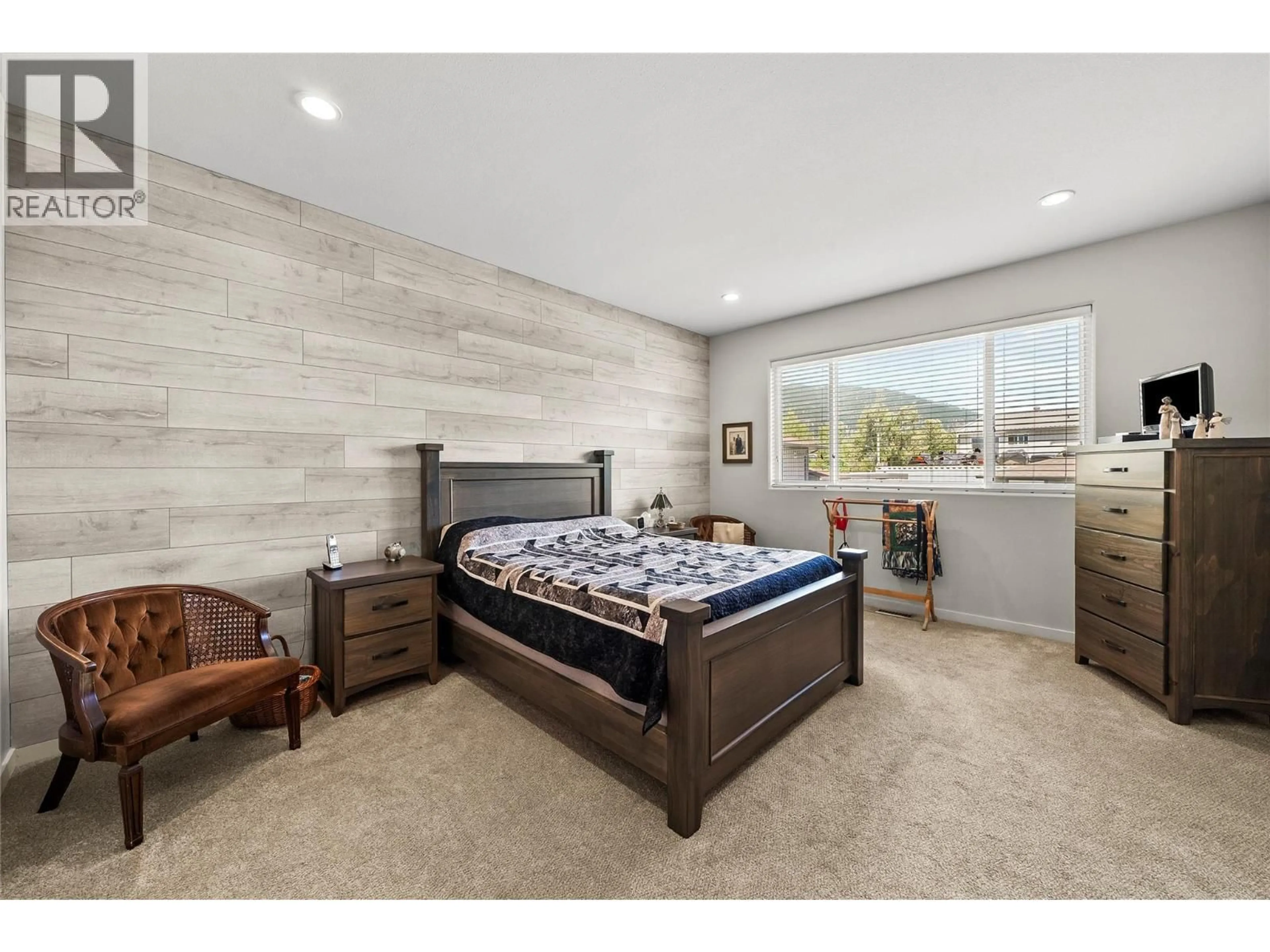 Bedroom with bed, unknown for 117 - 455 VLA ROAD, Chase British Columbia V0E1M1