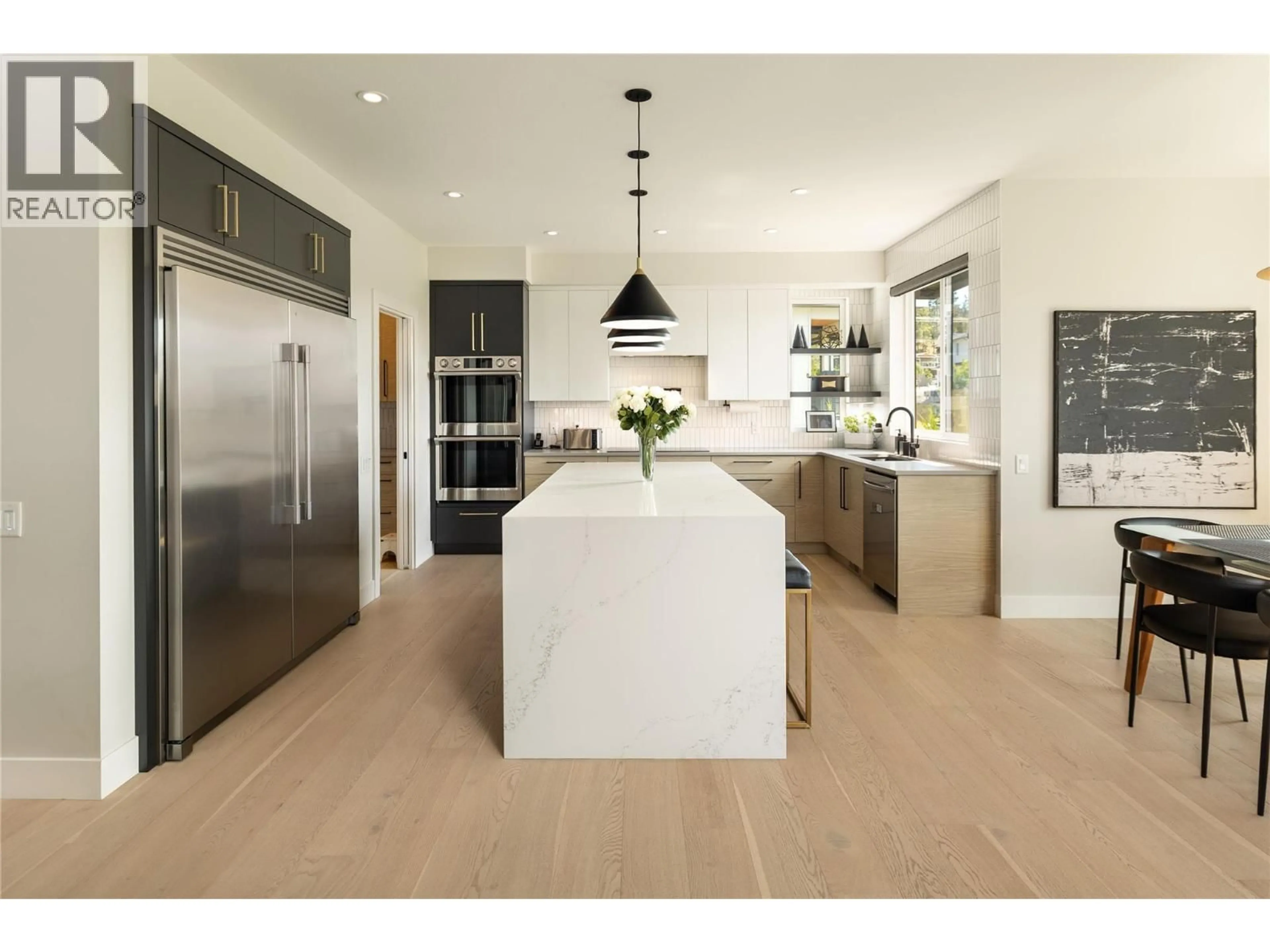 Contemporary kitchen, unknown for 4300 RUSSO STREET, Kelowna British Columbia V1W0B6