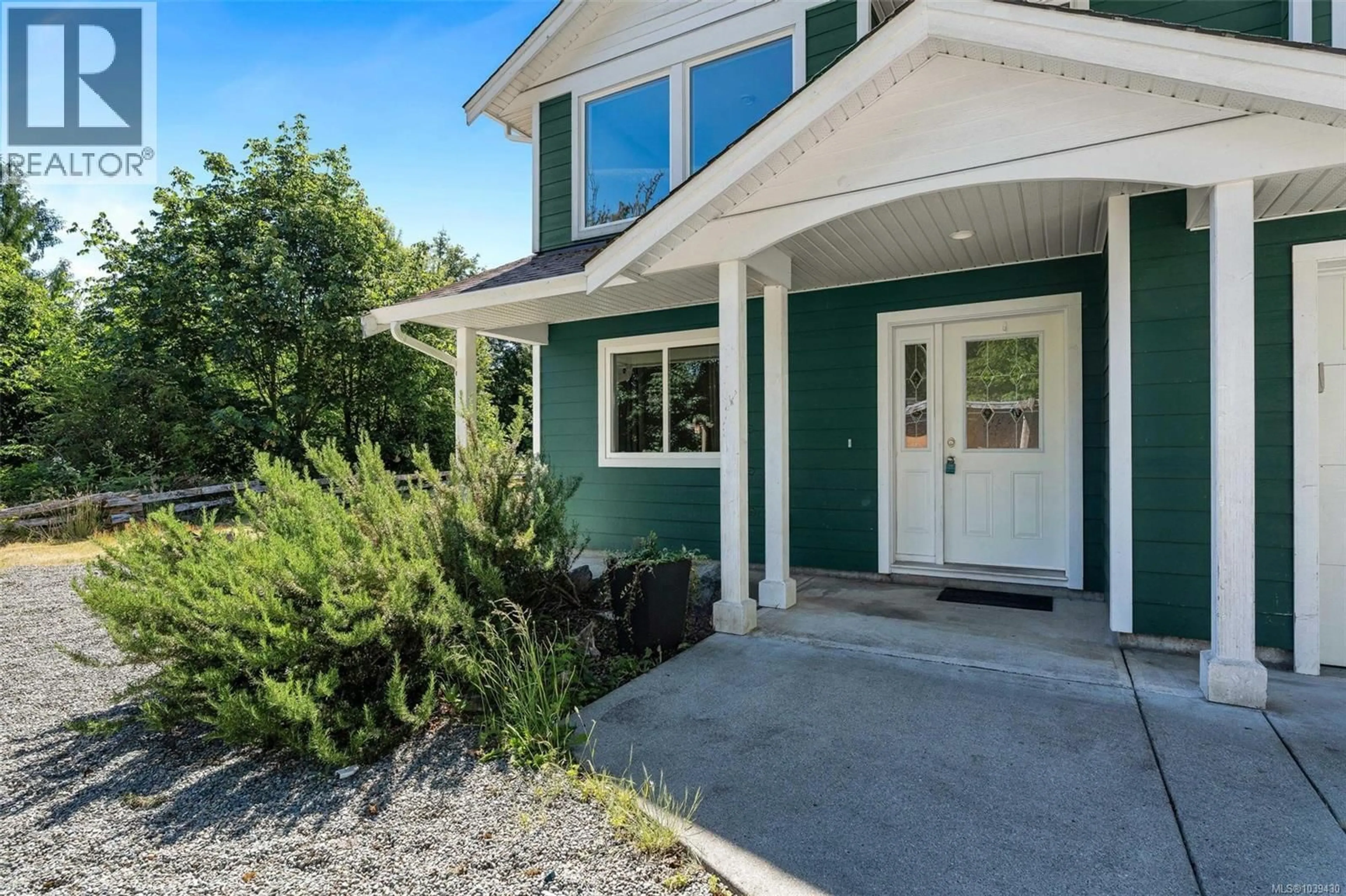 Home with vinyl exterior material, street for 3036 PHILLIPS ROAD, Sooke British Columbia V9Z1K7
