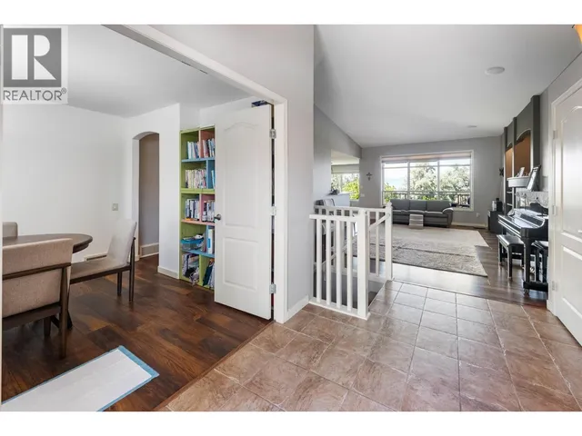 632 ARROWLEAF LANE, Kelowna 4