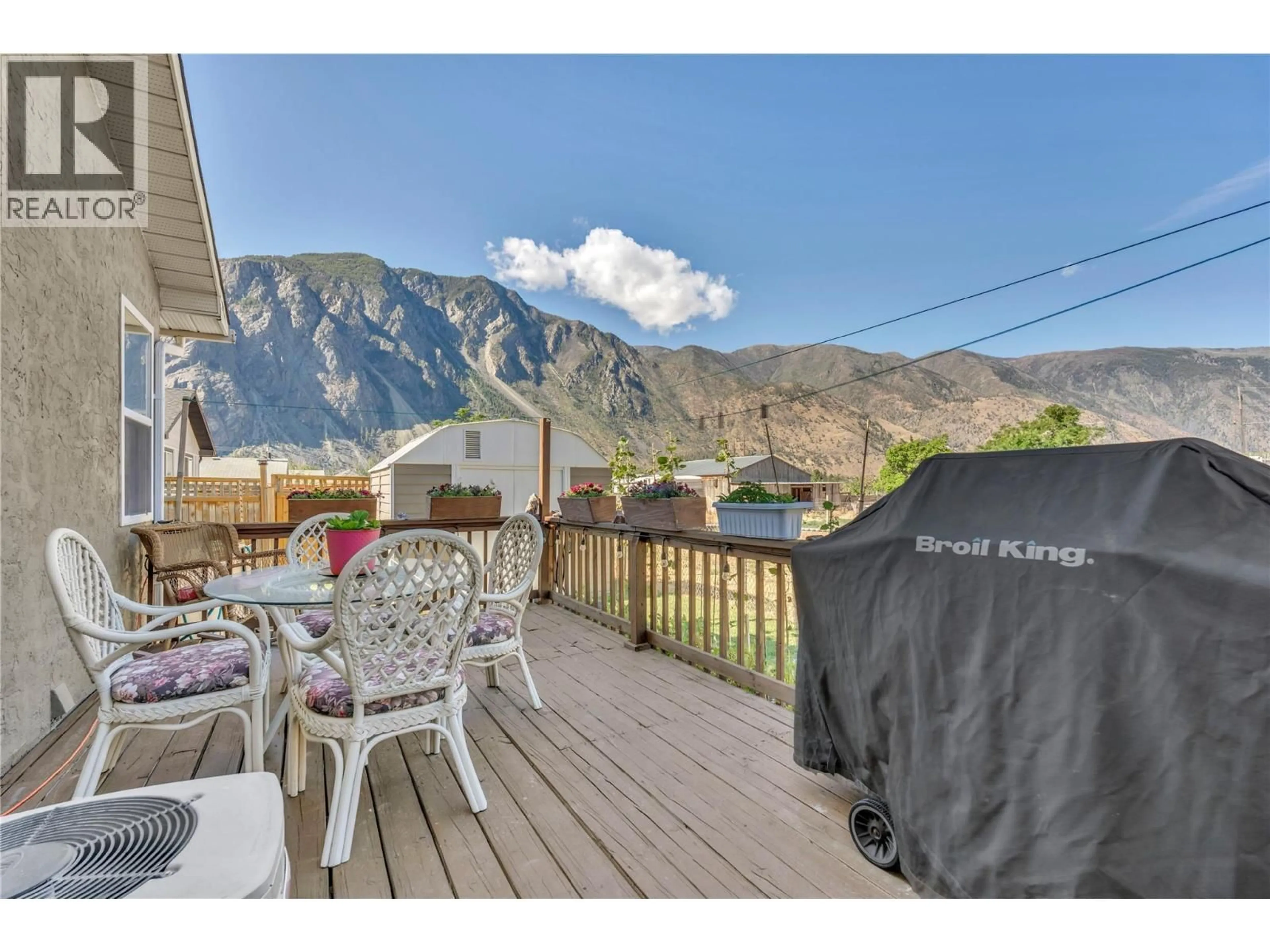 Patio, mountain view for 1 - 522 VANSANTEN ROAD, Keremeos British Columbia V0X1N5