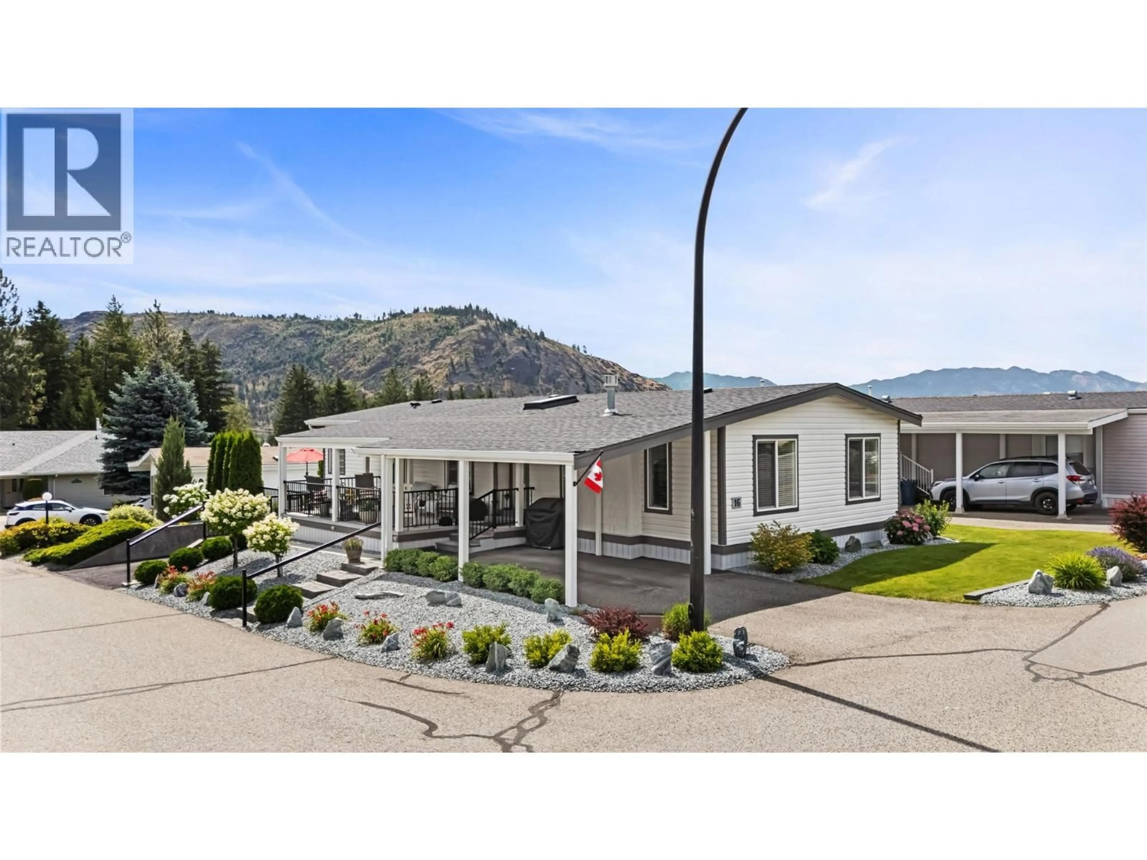 Home with vinyl exterior material, mountain view for 16 - 1850 SHANNON LAKE ROAD, West Kelowna British Columbia V4T1L6