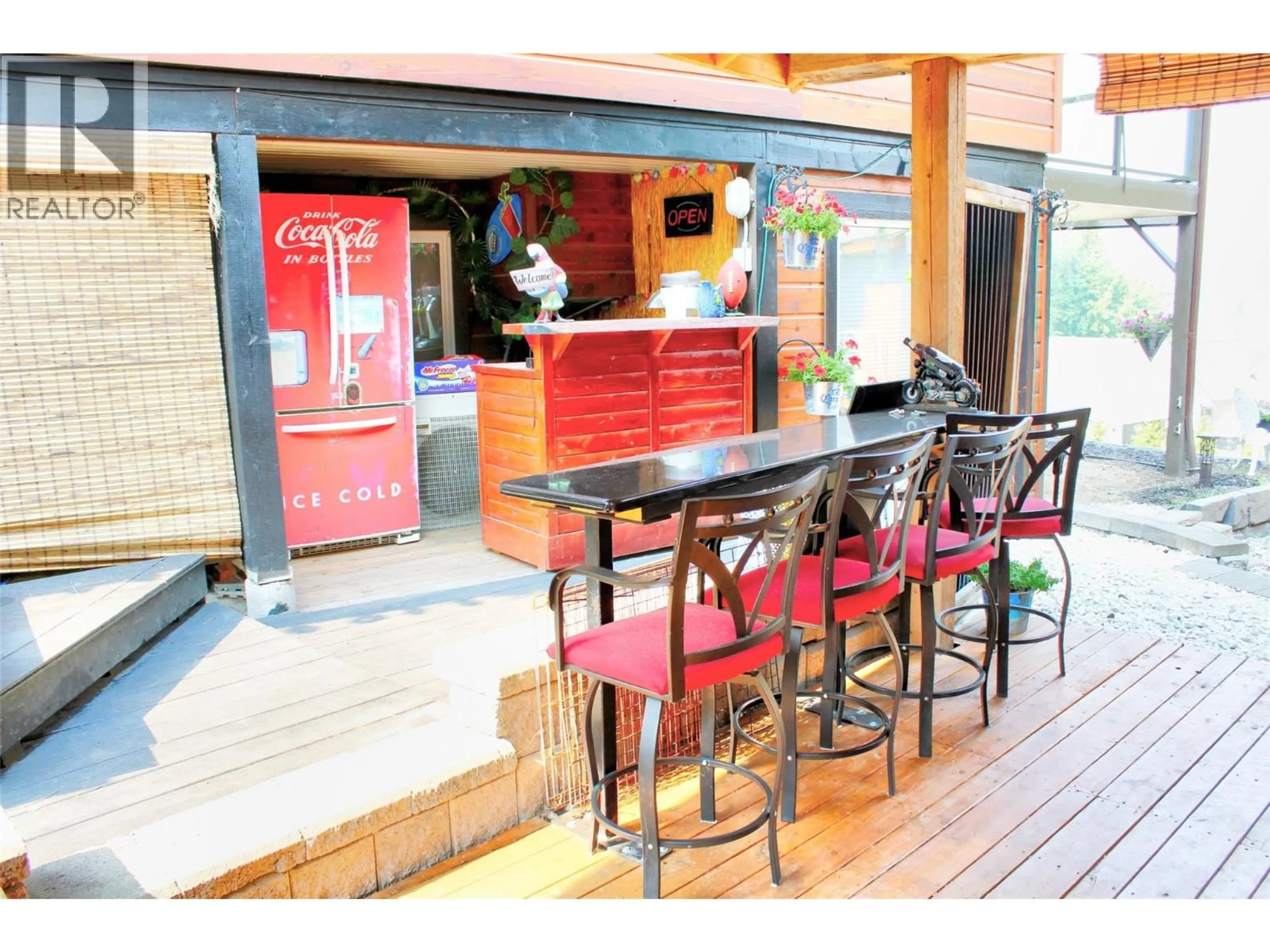 Patio, street for 3731 EAGLEVIEW ROAD, Blind Bay British Columbia V0E1H1