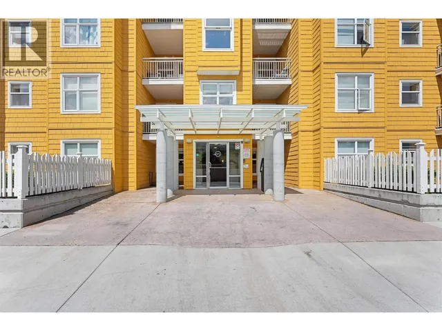 404 - 571 YATES ROAD, Kelowna 2