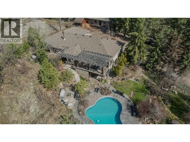 5775 DEADPINE DRIVE, Kelowna 2