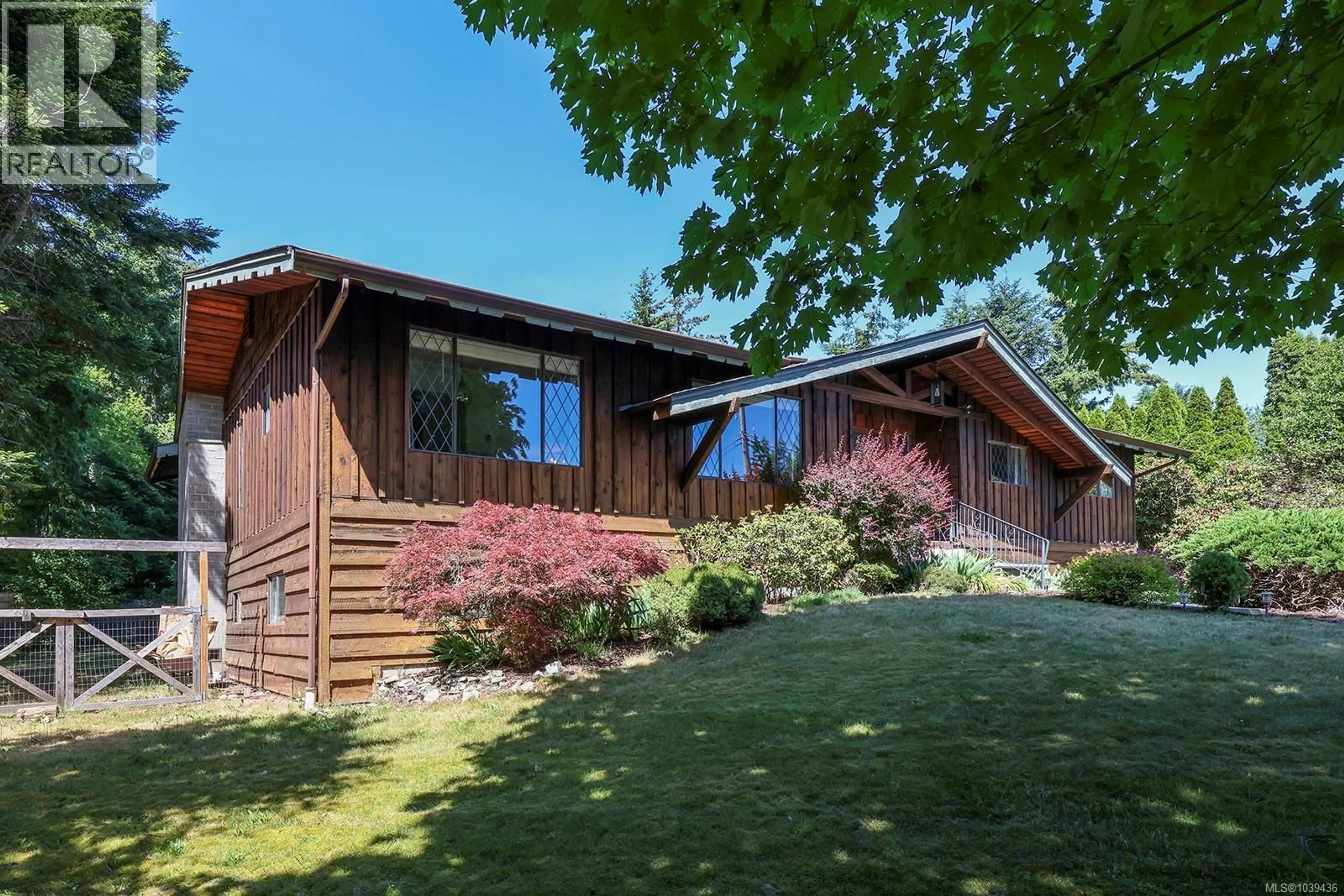 Unknown for 611 CRESTVIEW DRIVE, Comox British Columbia V9M3E6