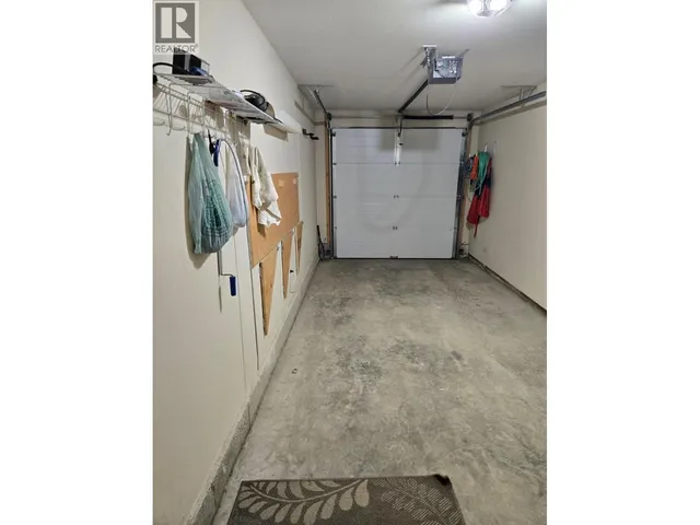 27 - 2075 SUMMIT DRIVE, Panorama 2