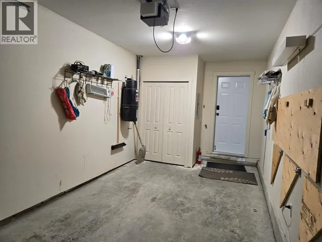 27 - 2075 SUMMIT DRIVE, Panorama 3