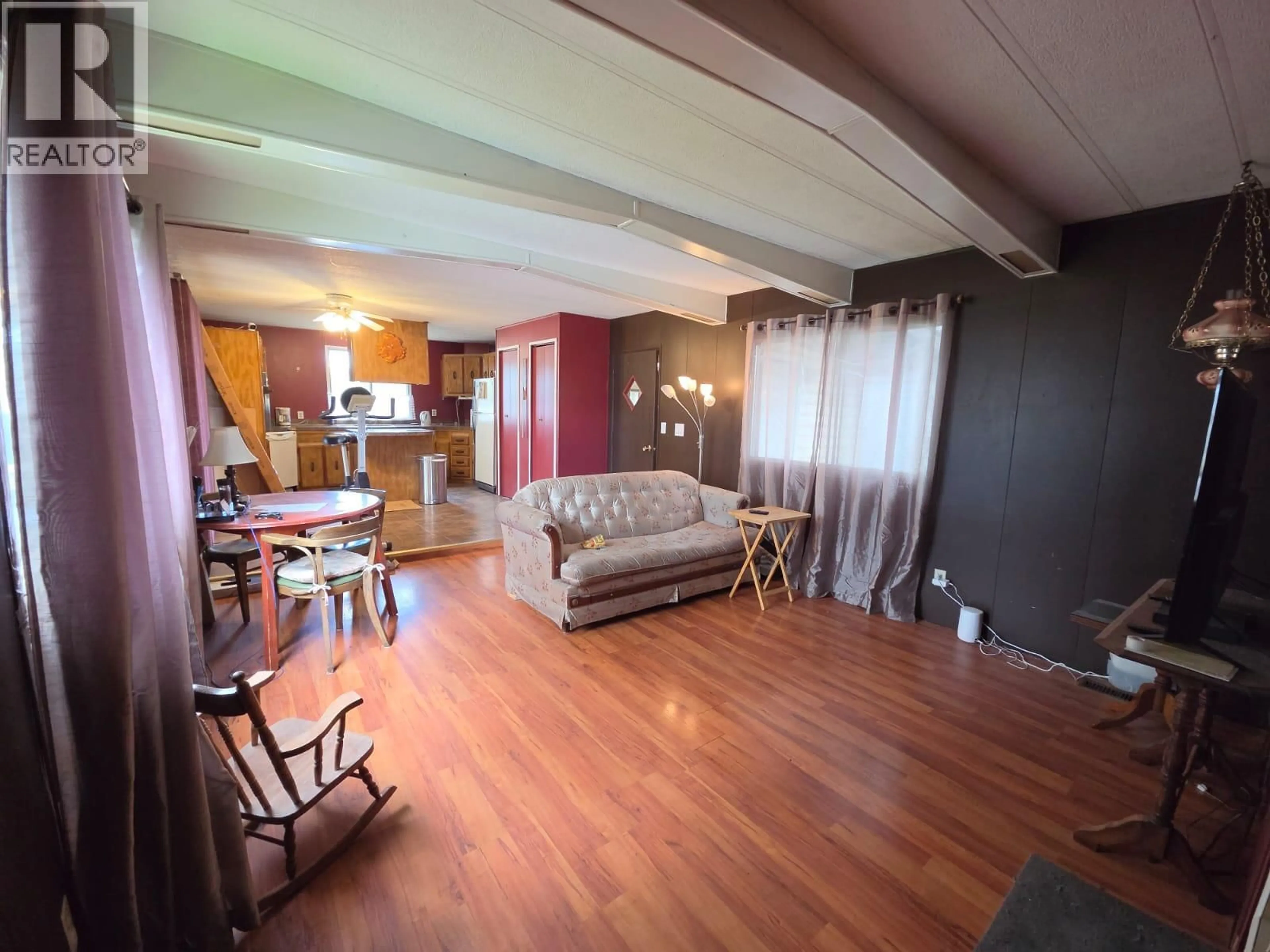 A pic of a room for 5293 44 STREET SOUTHEAST, Chetwynd British Columbia V0C1J0