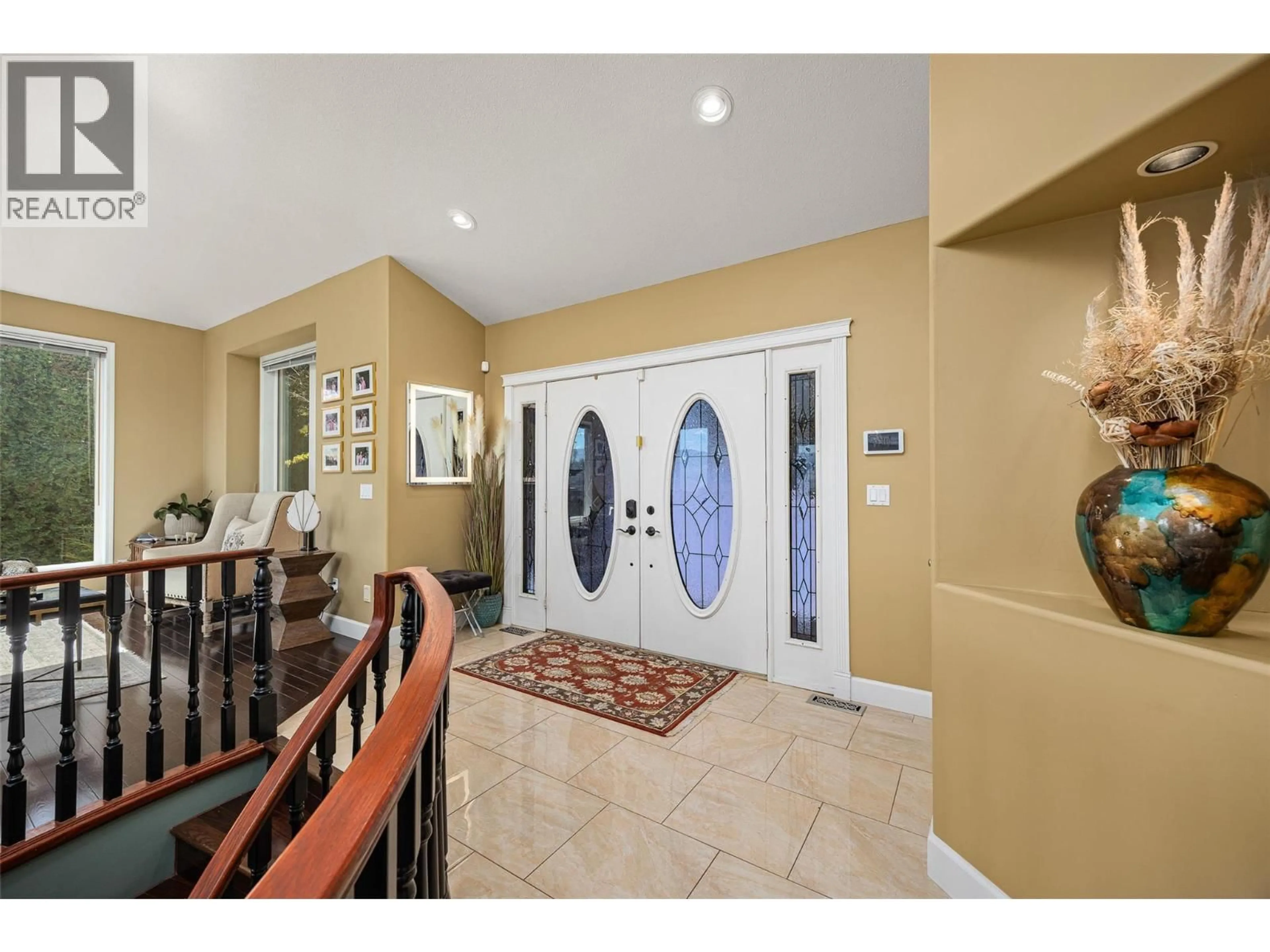 Indoor entryway for 2153 ALEXANDER PLACE, West Kelowna British Columbia V1Z2X5