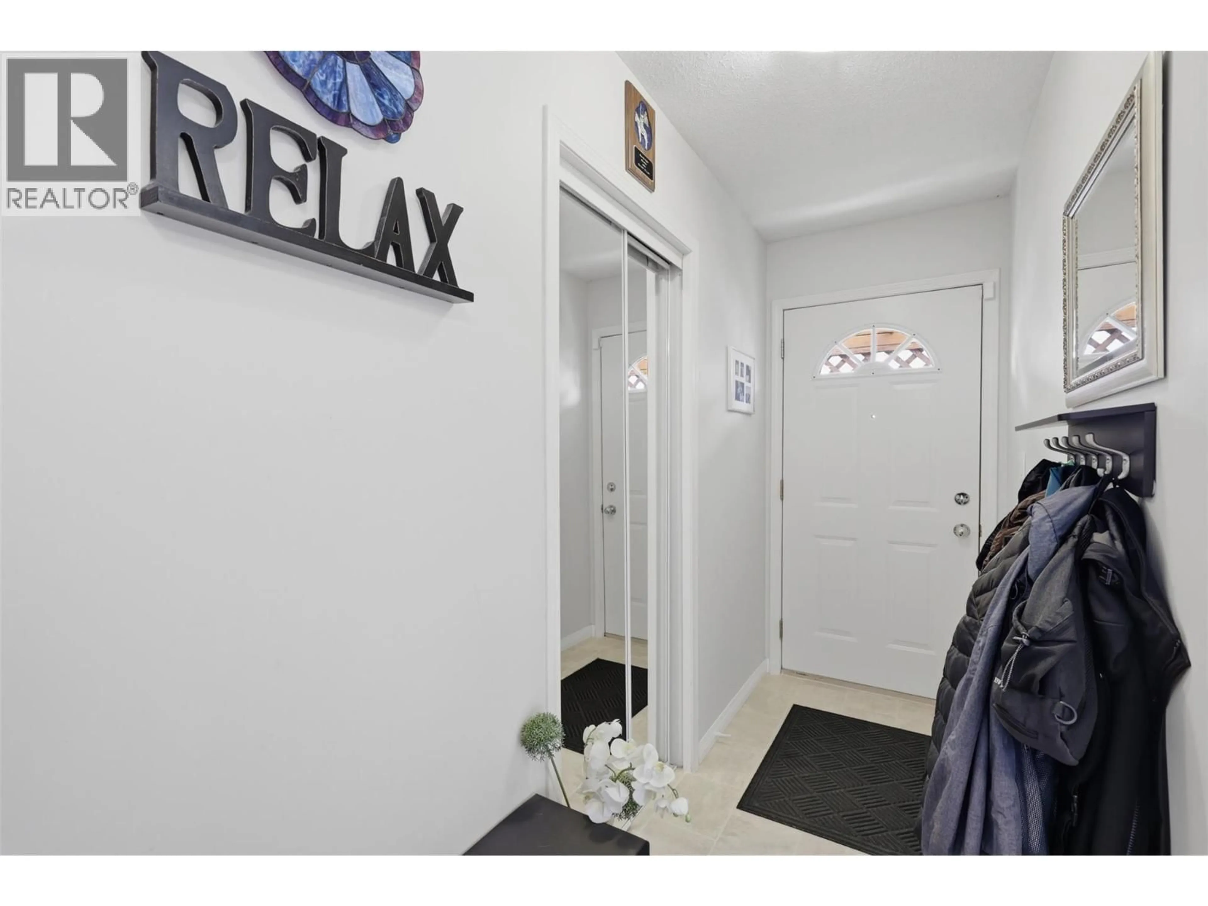 Indoor entryway for 14 - 1951 LODGEPOLE DRIVE, Kamloops British Columbia V1S1Y1