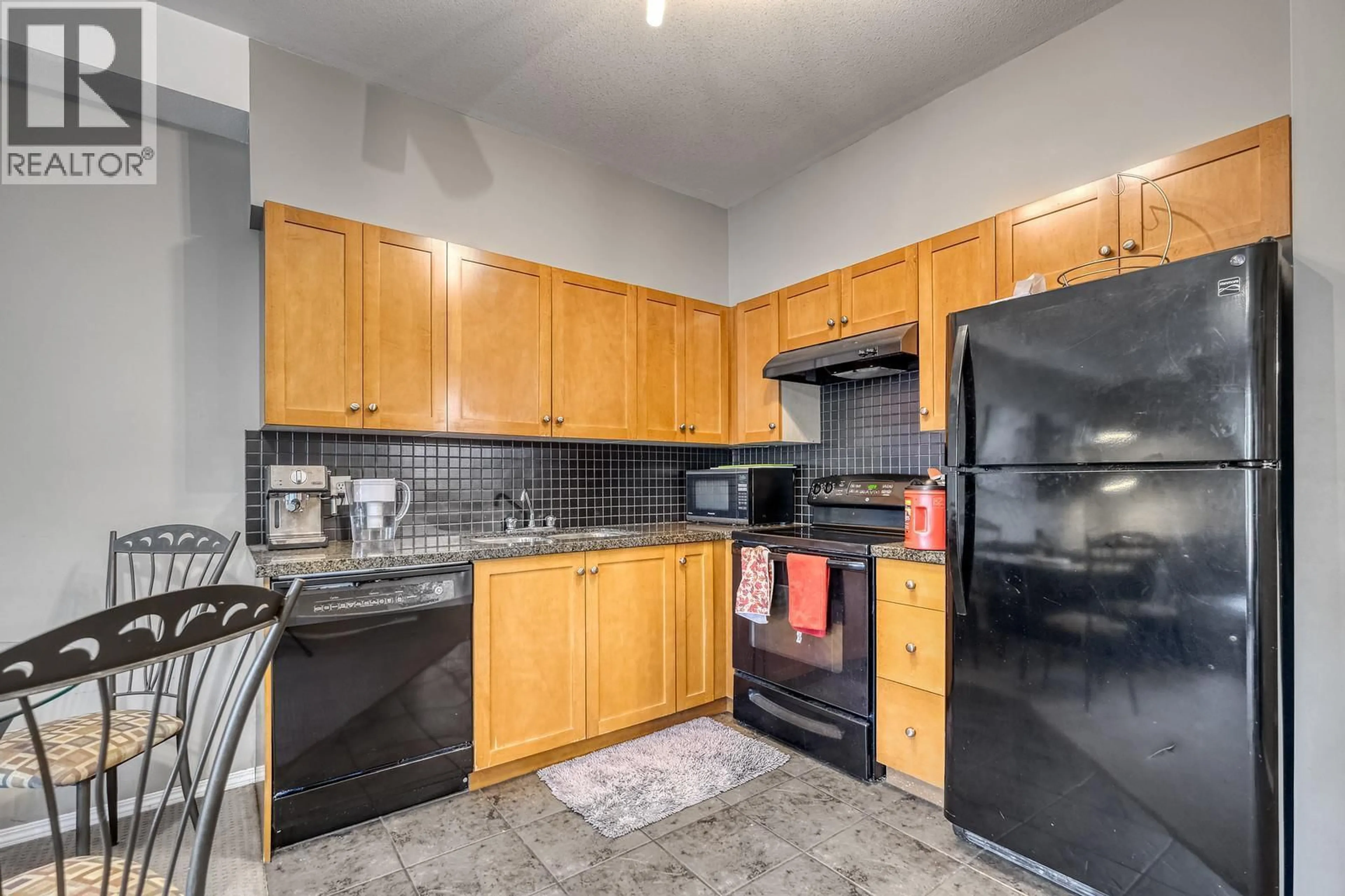 Standard kitchen, unknown for 2305 - 1873 COUNTRY CLUB DRIVE, Kelowna British Columbia V1V2W6