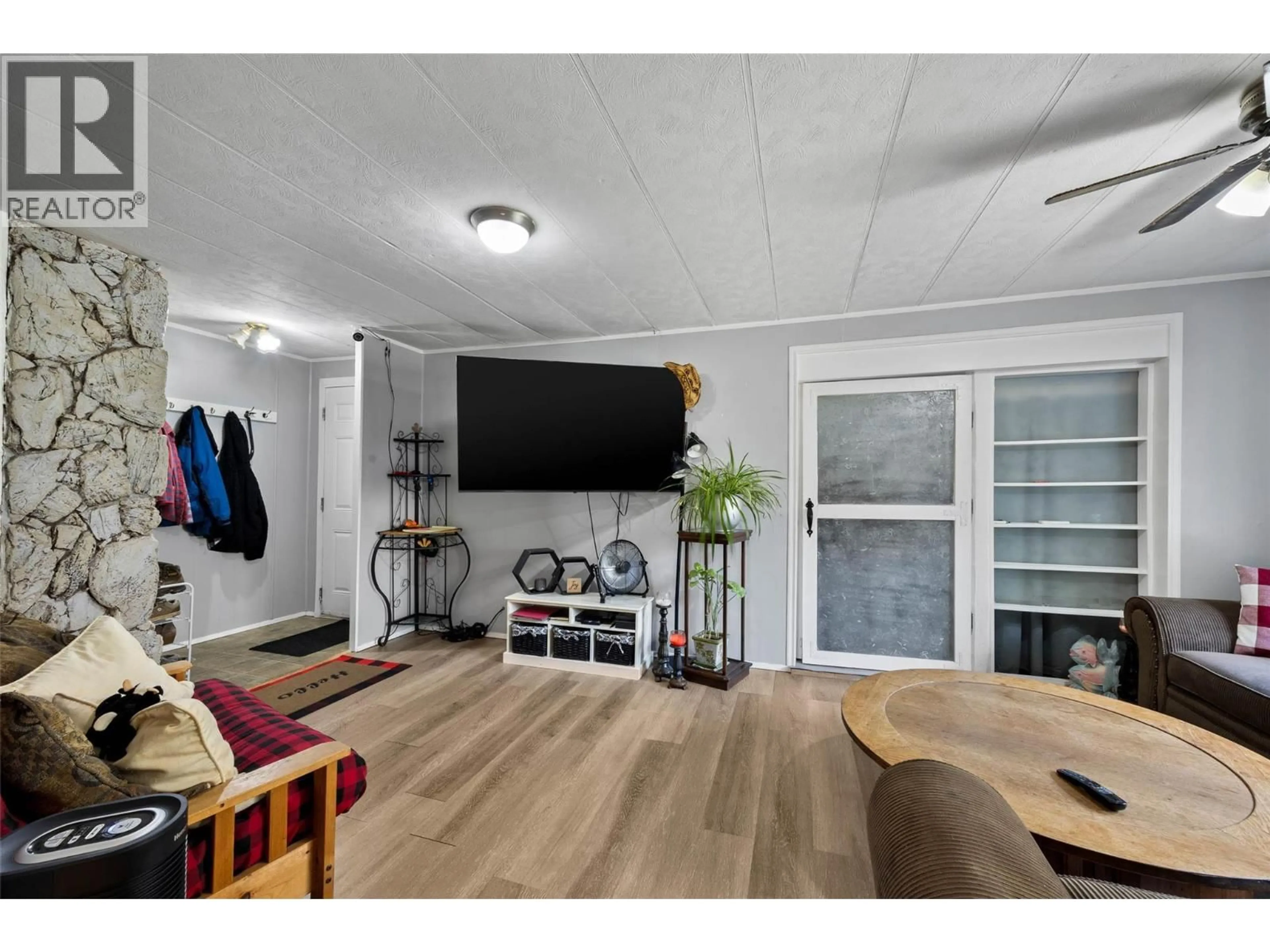 A pic of a room for 80 - 1175 ROSE HILL ROAD, Kamloops British Columbia V2E1G9