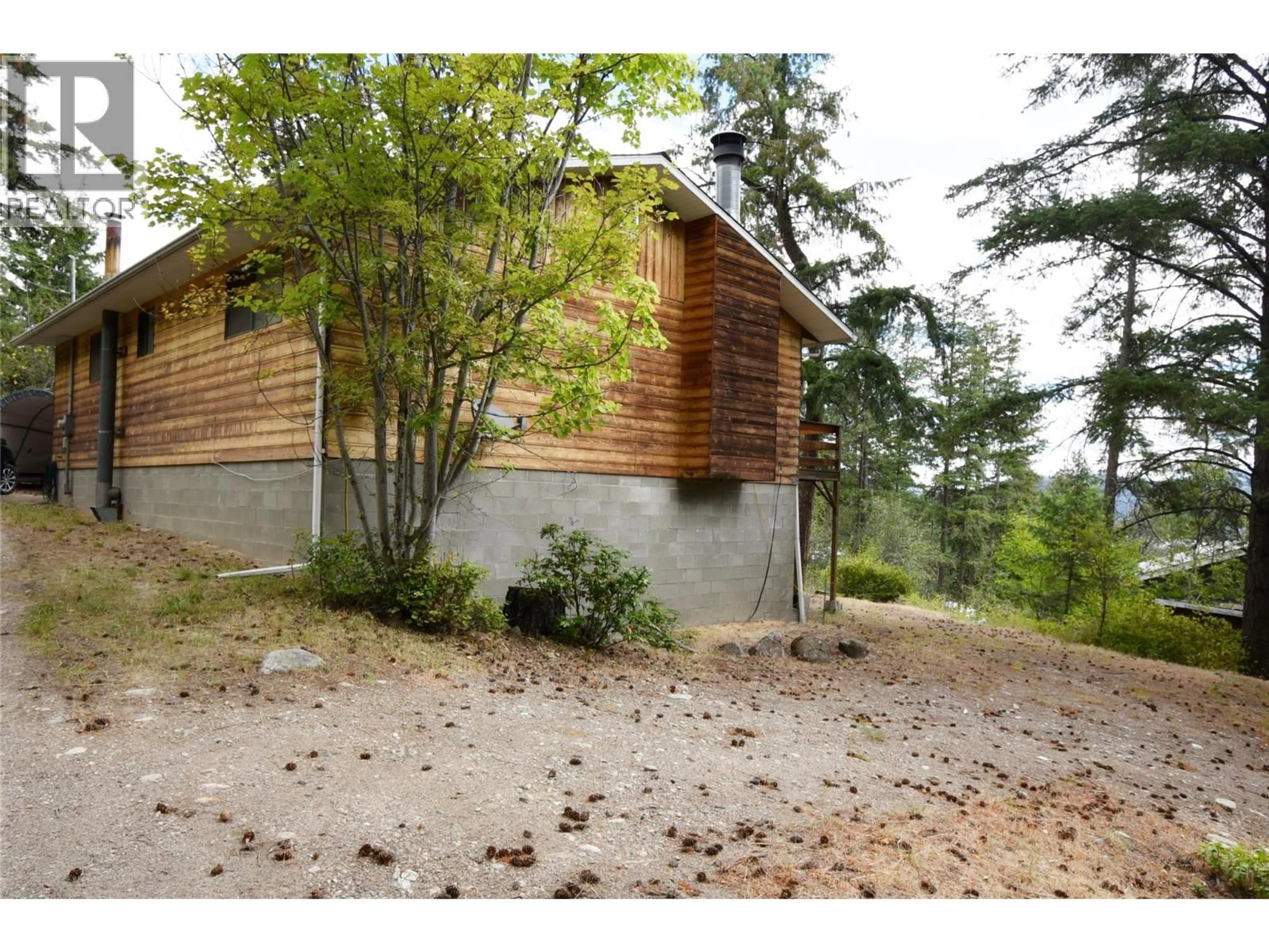 Shed for 398 KILDARE WAY, Vernon British Columbia V1H2C7