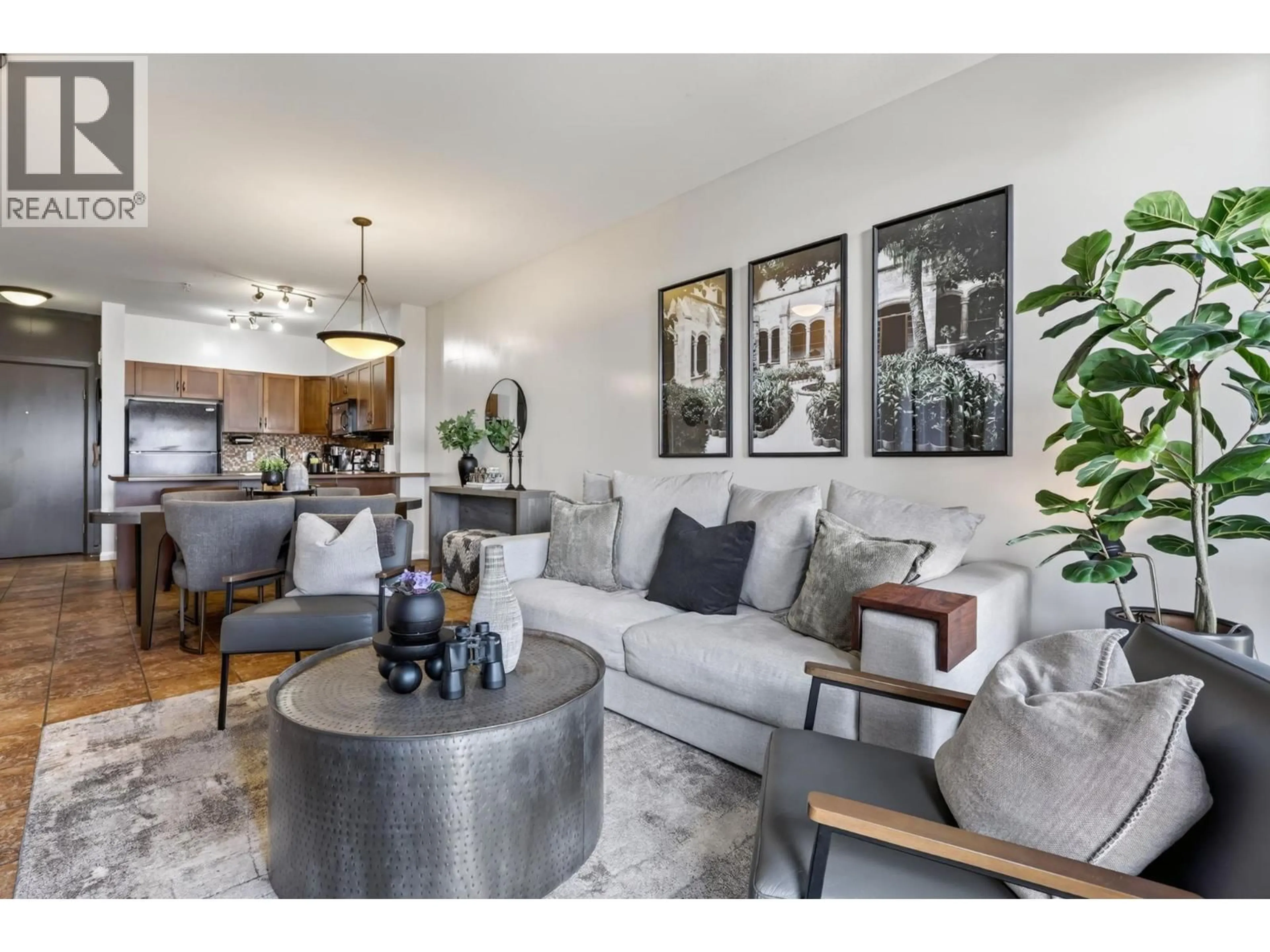 Living room with furniture, unknown for 504 - 654 COOK ROAD, Kelowna British Columbia V1W3G7