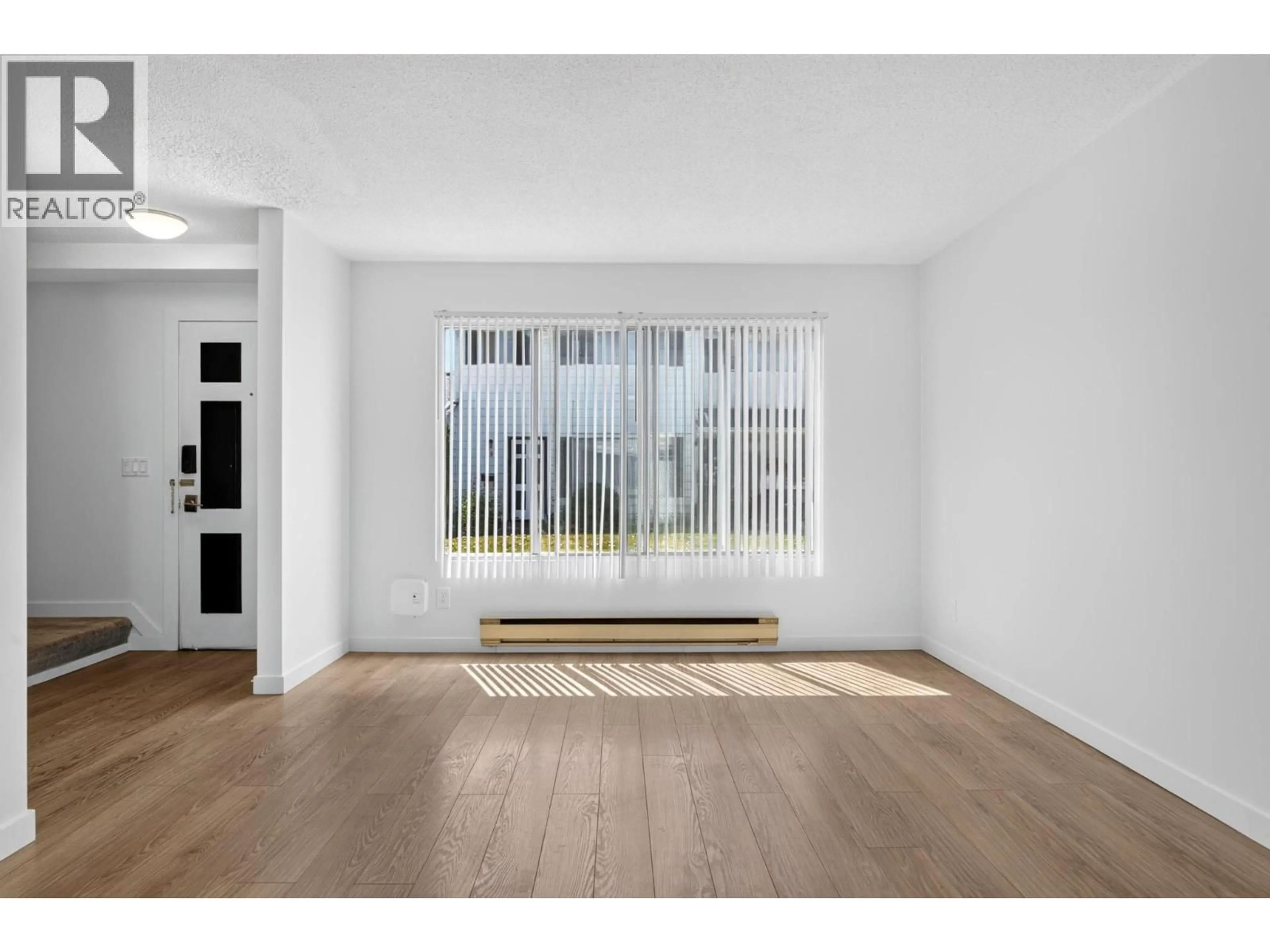 A pic of a room for 11 - 185 TAYLOR ROAD, Kelowna British Columbia V1X4G1