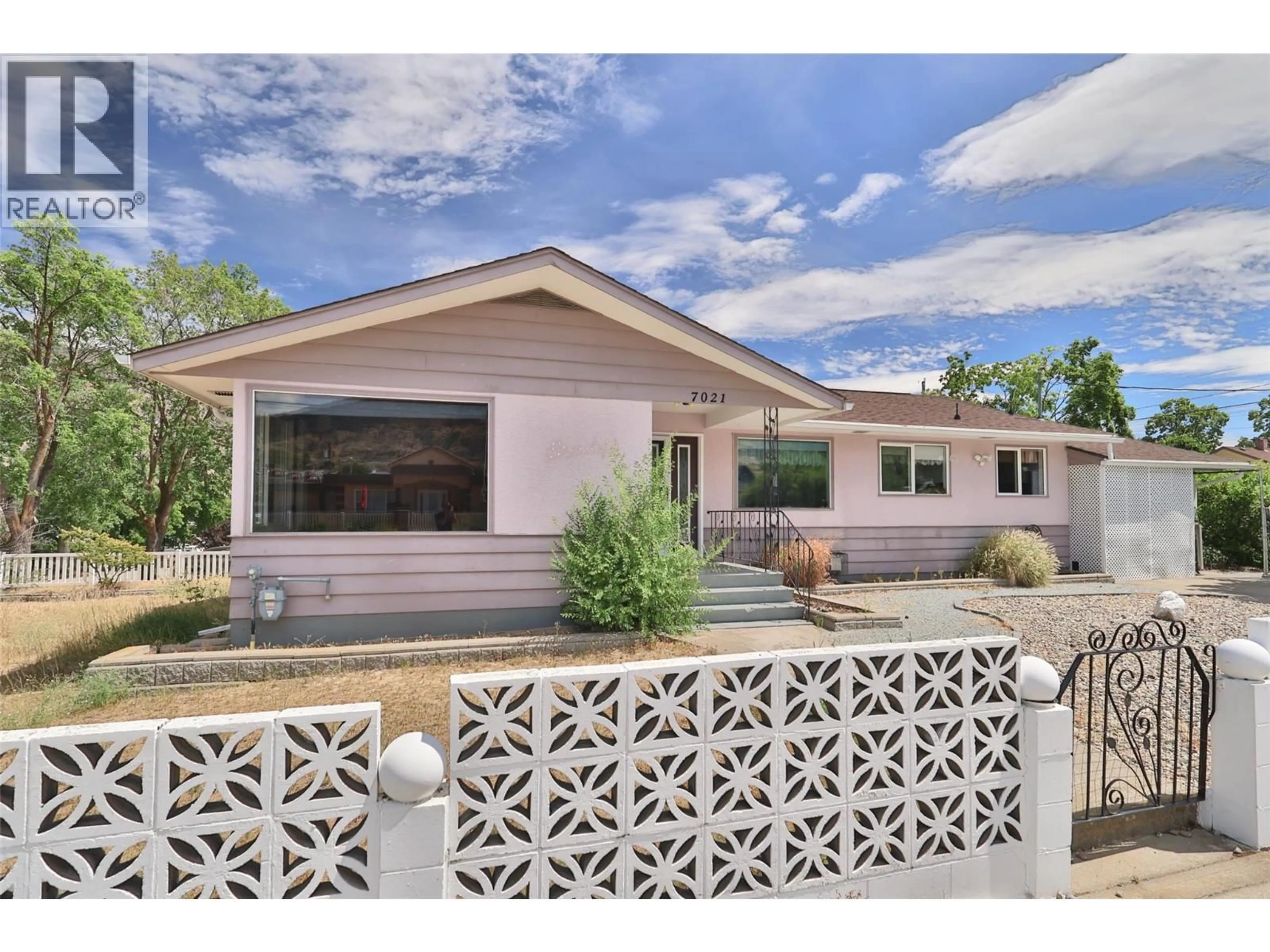 Home with vinyl exterior material, street for 7021 87TH STREET, Osoyoos British Columbia V0H1V0