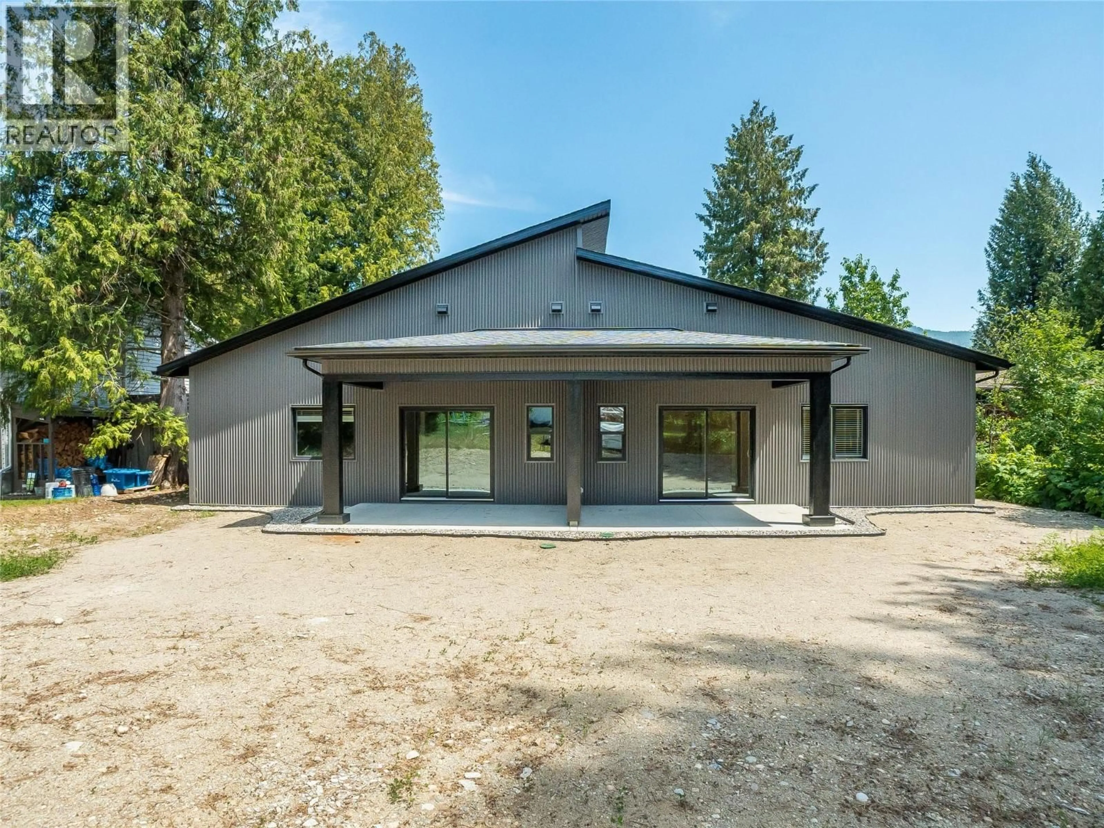 Unknown for 2634 9TH AVENUE, Castlegar British Columbia V1N2Y9