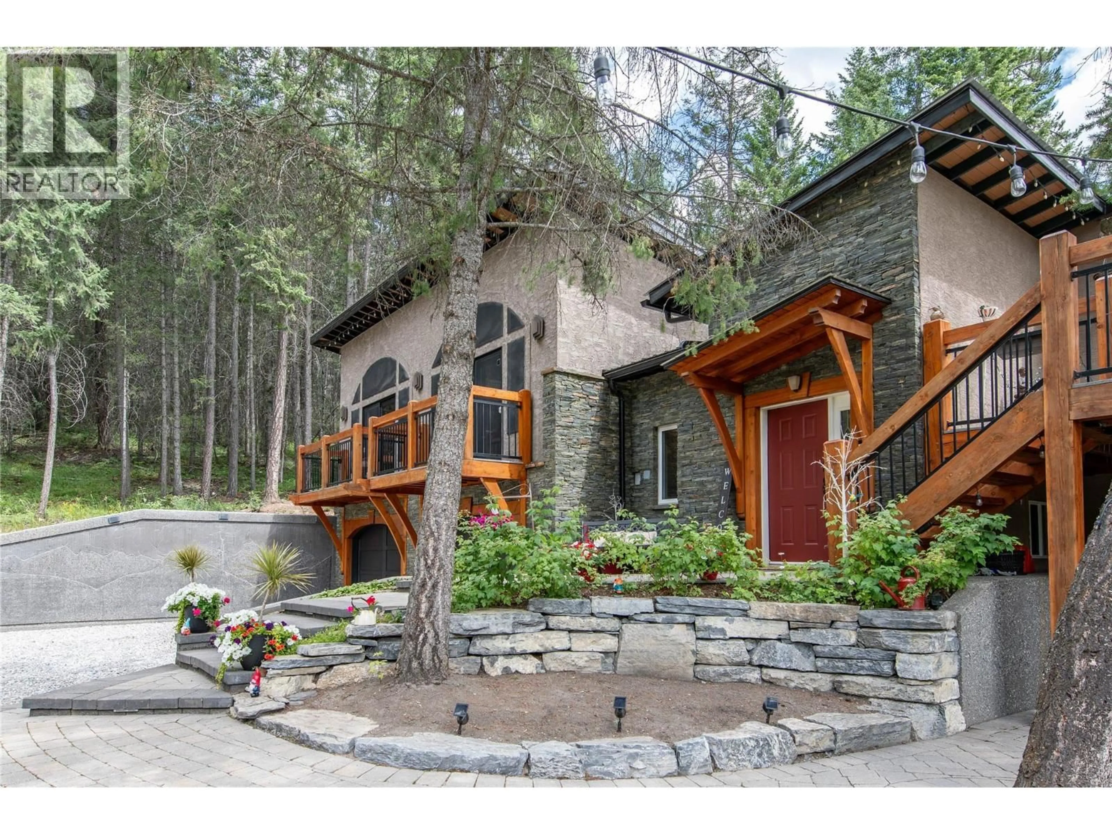 Unknown for 631 LAPP ROAD, Golden British Columbia V0A1H3